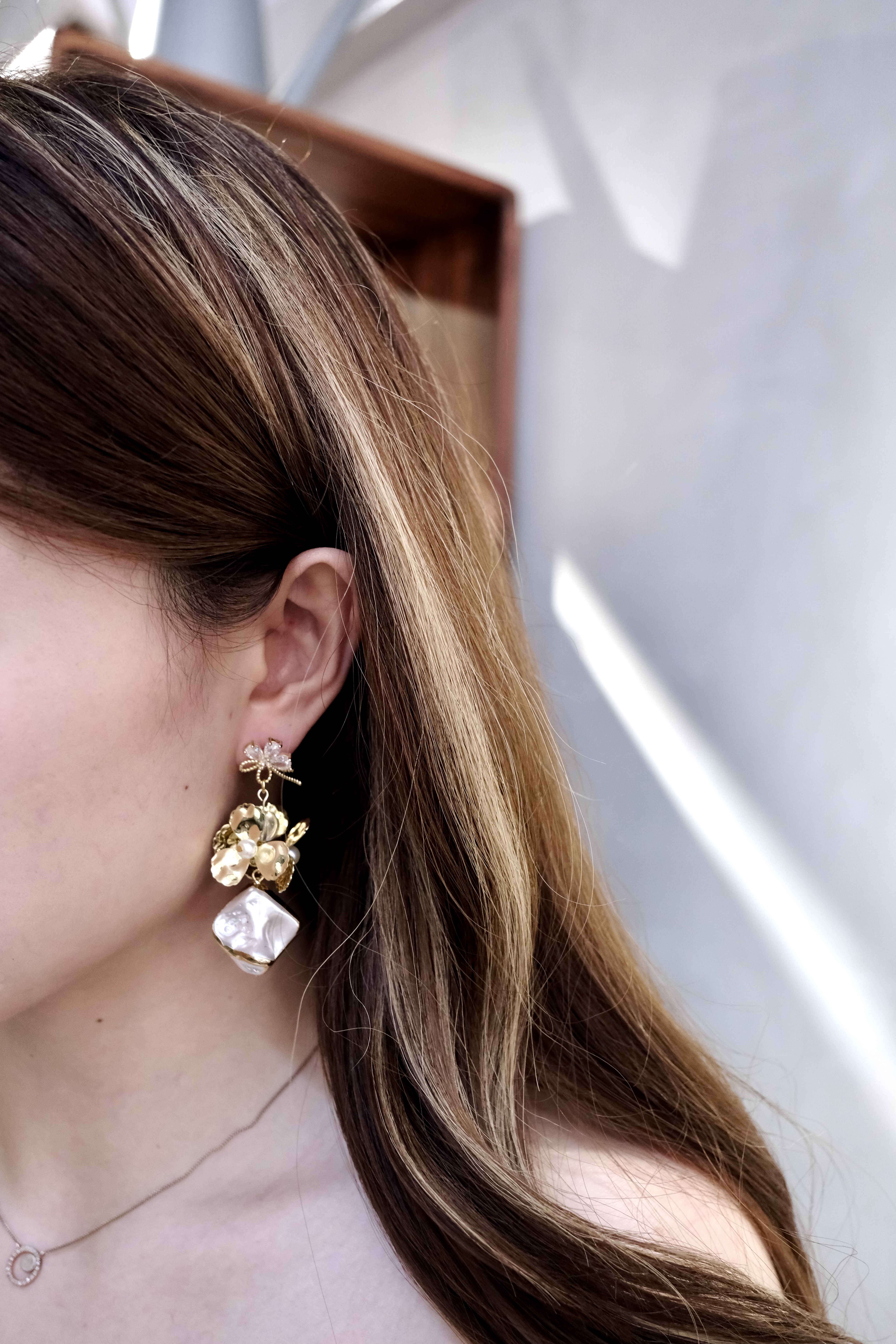 旋轉花瓣貝殼石耳環🌹