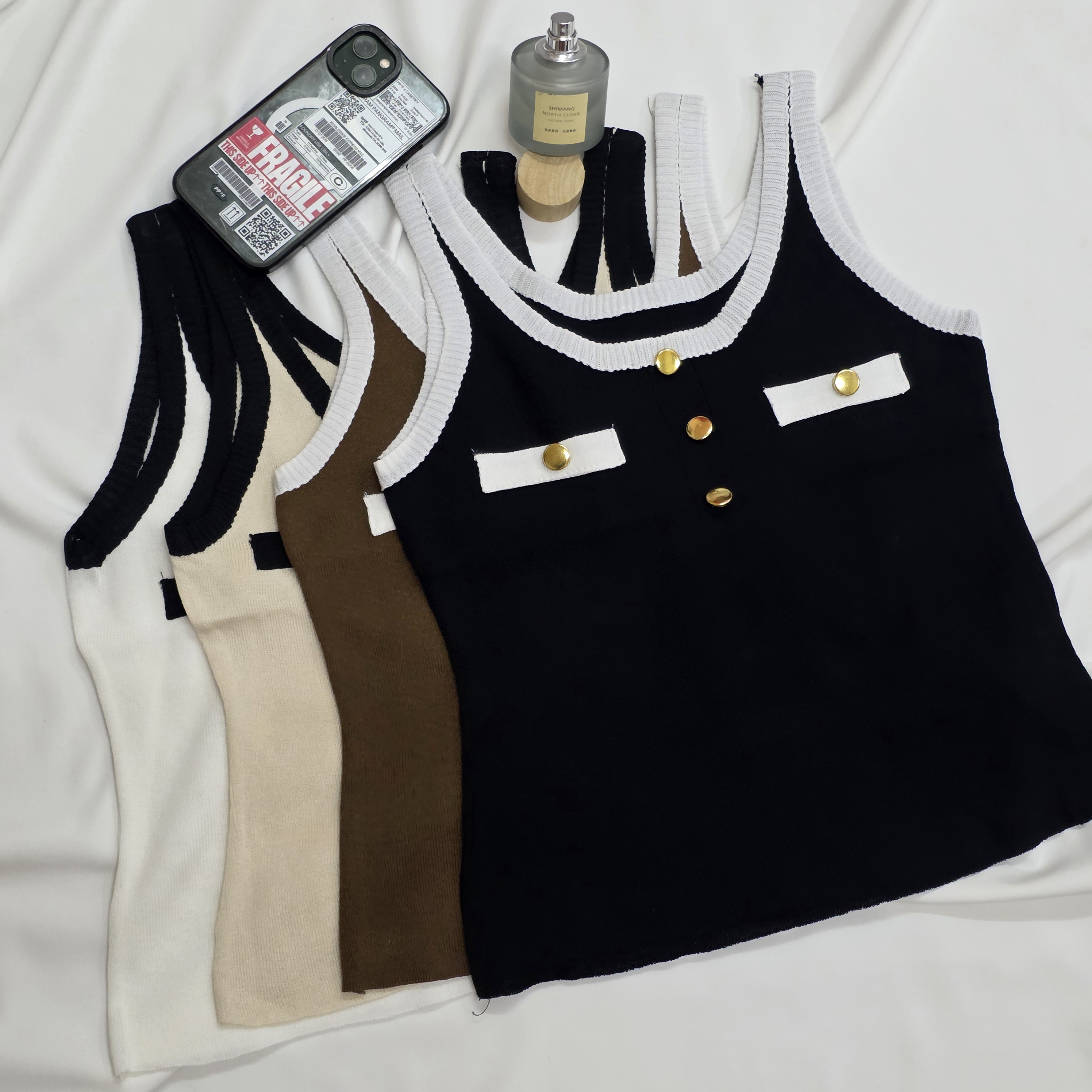 T20022#M6810 [Knit Sleeveless Top] Contrast Trim Button Tank Casual Chic