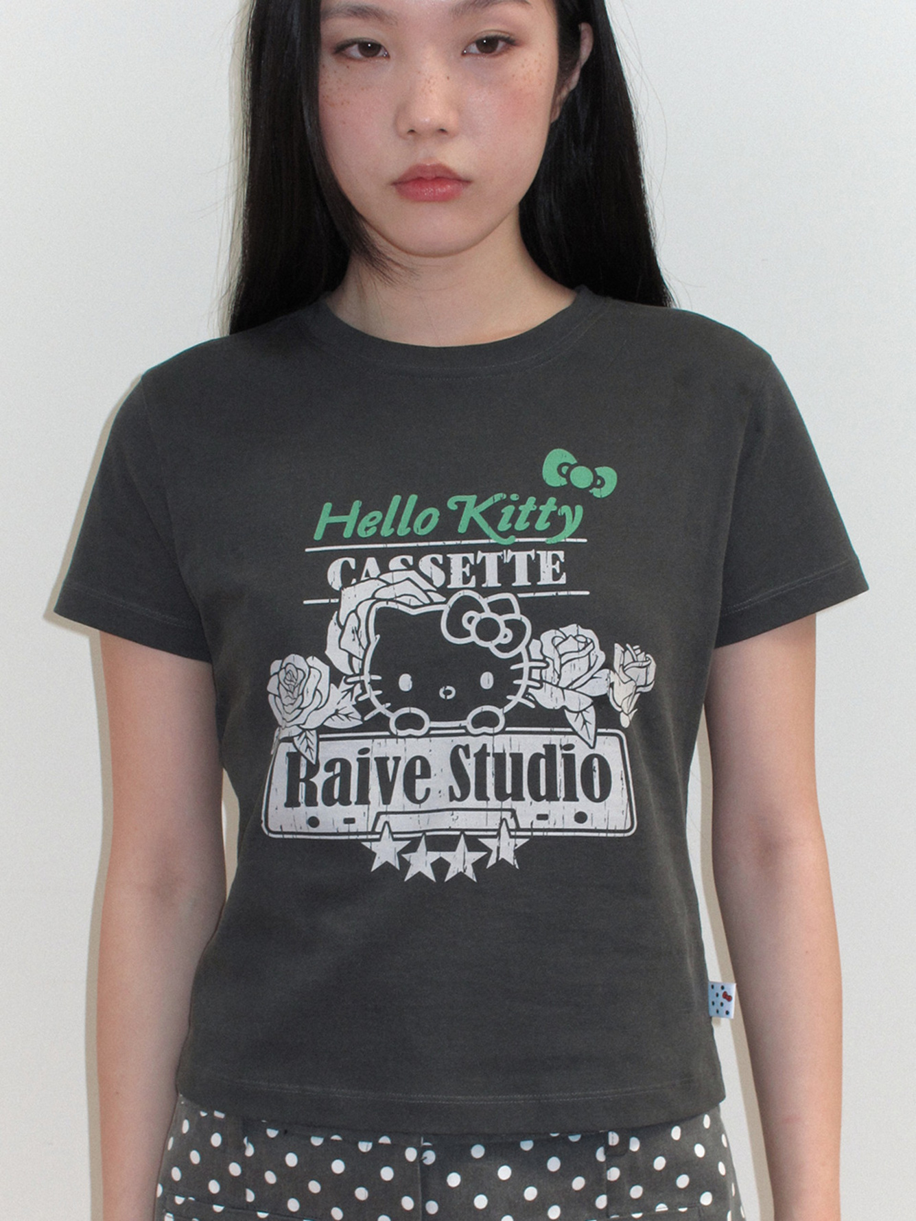 RAIVE × Hello Kitty｜Rose Graphic Tee