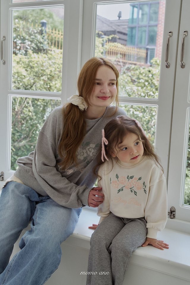 Momoann | Rose Sweatshirt(With Mom)