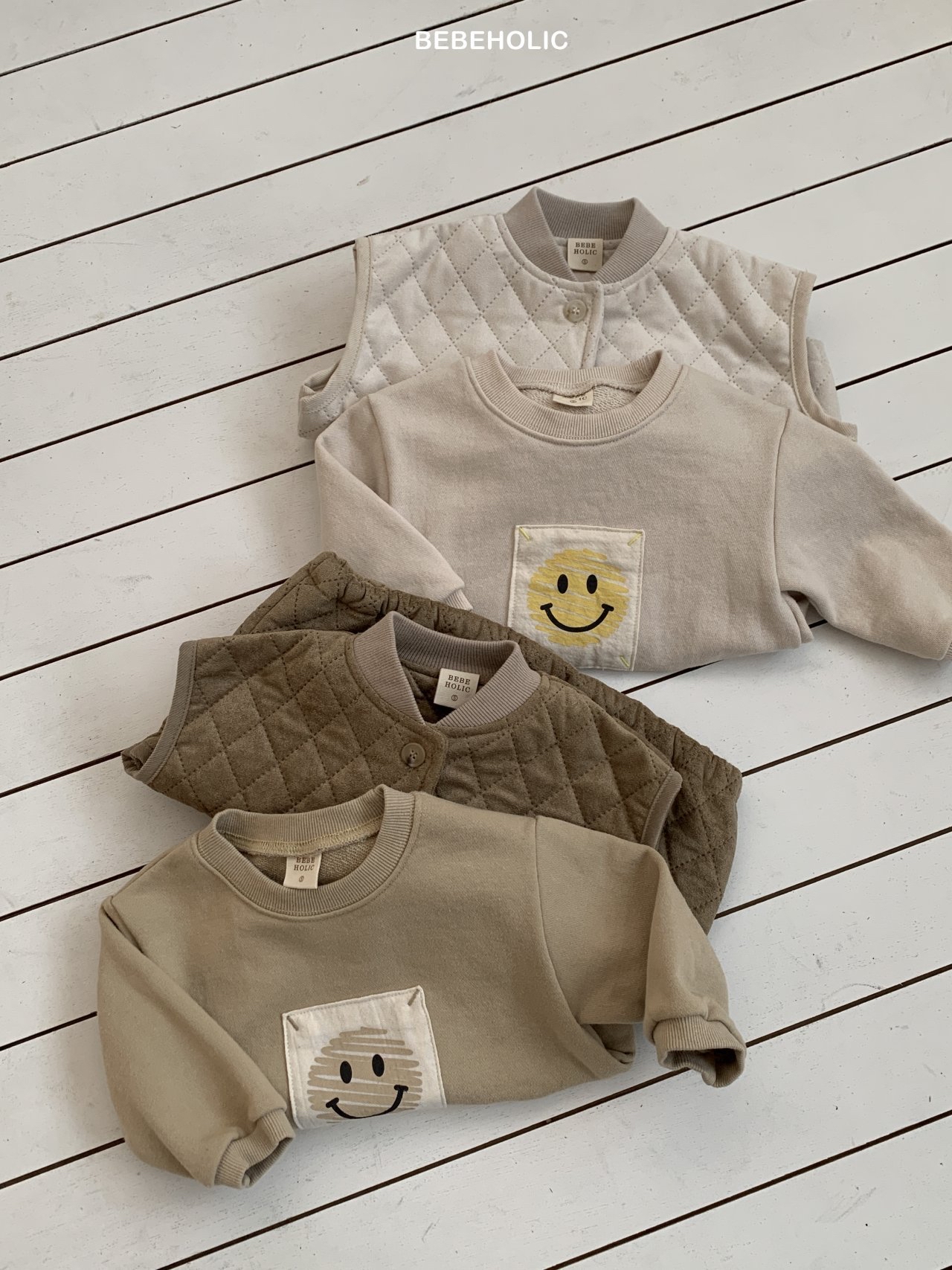 🌸預訂 韓國直送🌸🇰🇷BEBEHOLIC兩色笑哈哈圖案長袖包屁衣