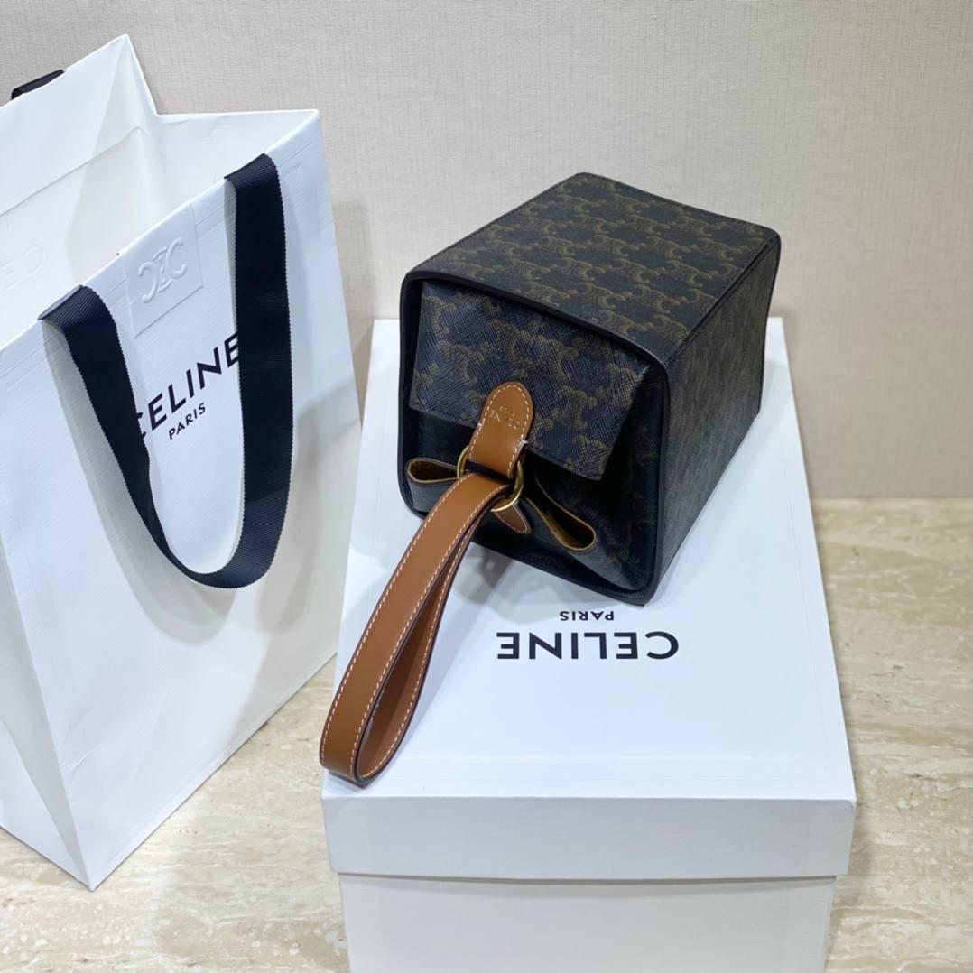 🔥大货实拍图 𝗖𝗘𝗟𝗜𝗡𝗘♥𝗦𝗧𝗥𝗔𝗣 𝗕𝗢𝗫 型号：197142 尺寸：10.5*14.5*10cm