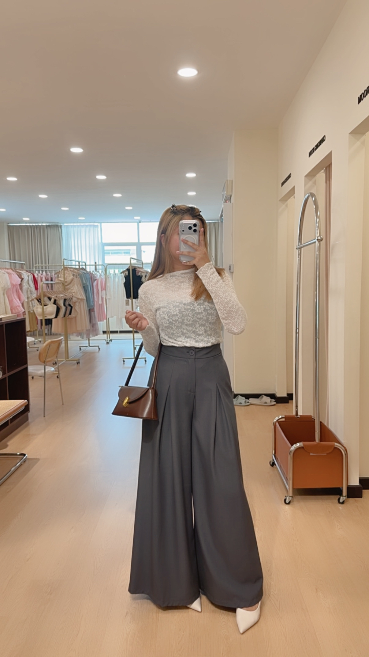 W8514针织长袖上衣