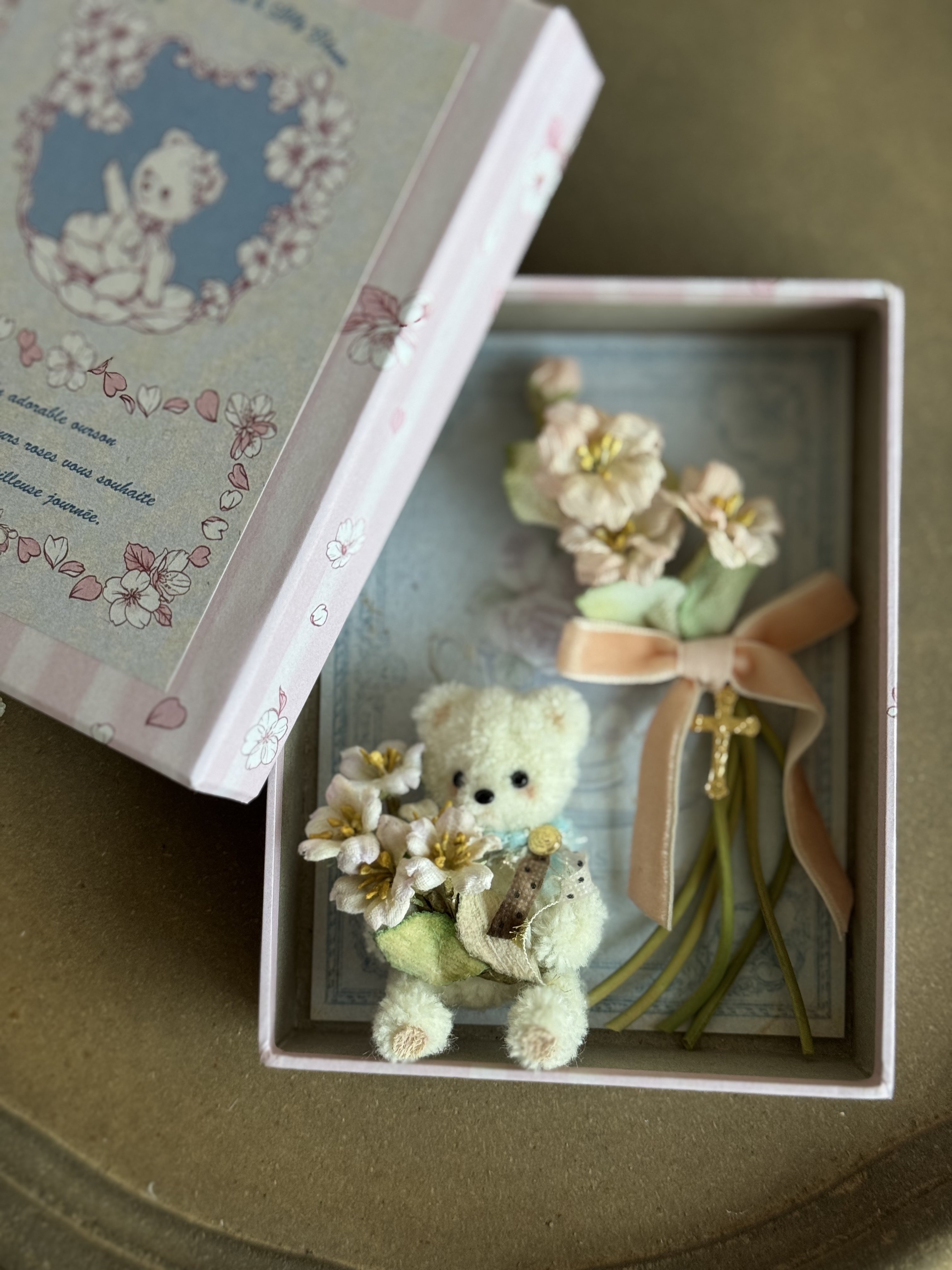 Lilly Bloom x Miss Summer - Collab box set 櫻花小熊胸針組合B