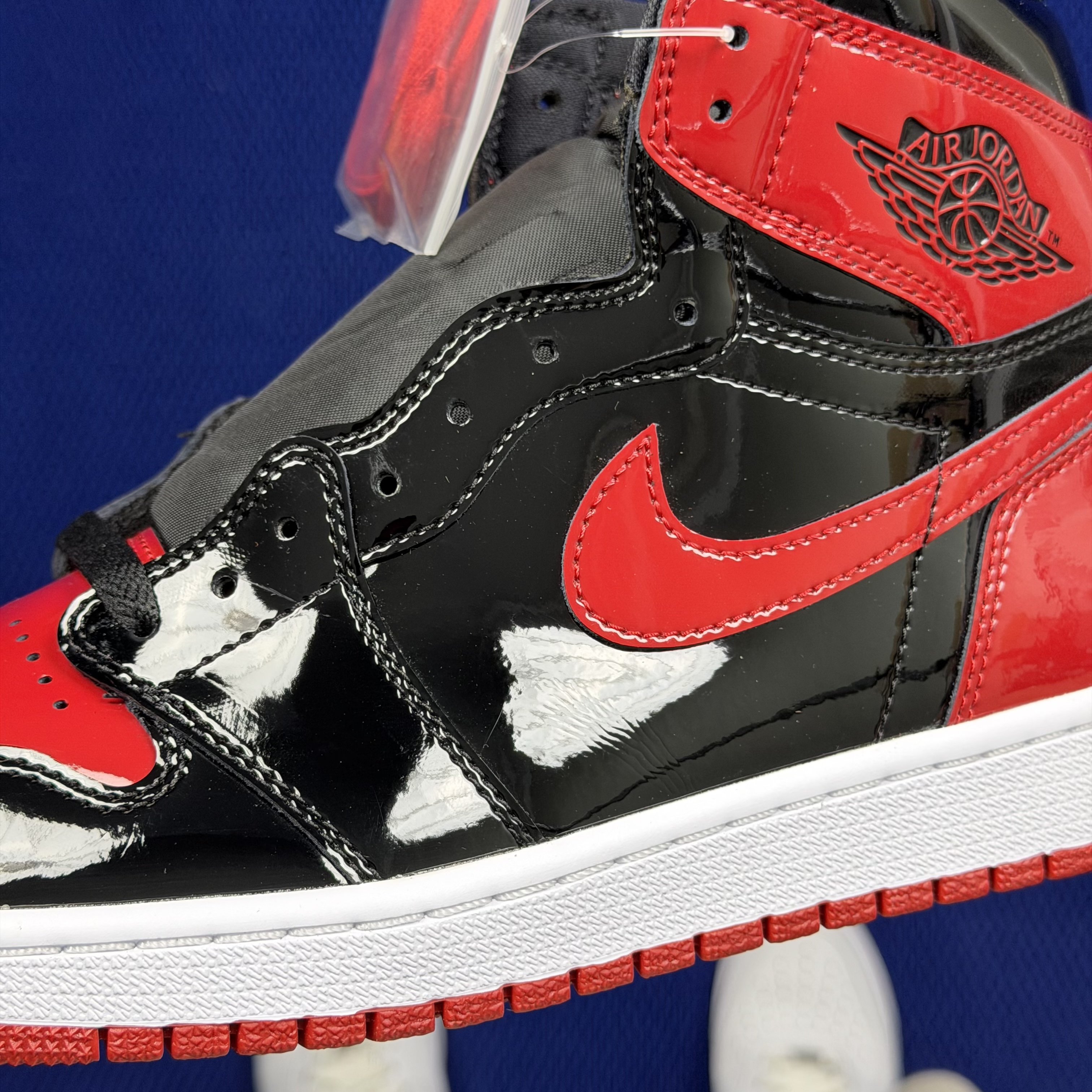 Nike Air Jordan 1 Retro High OG Patent Bred 555088-063