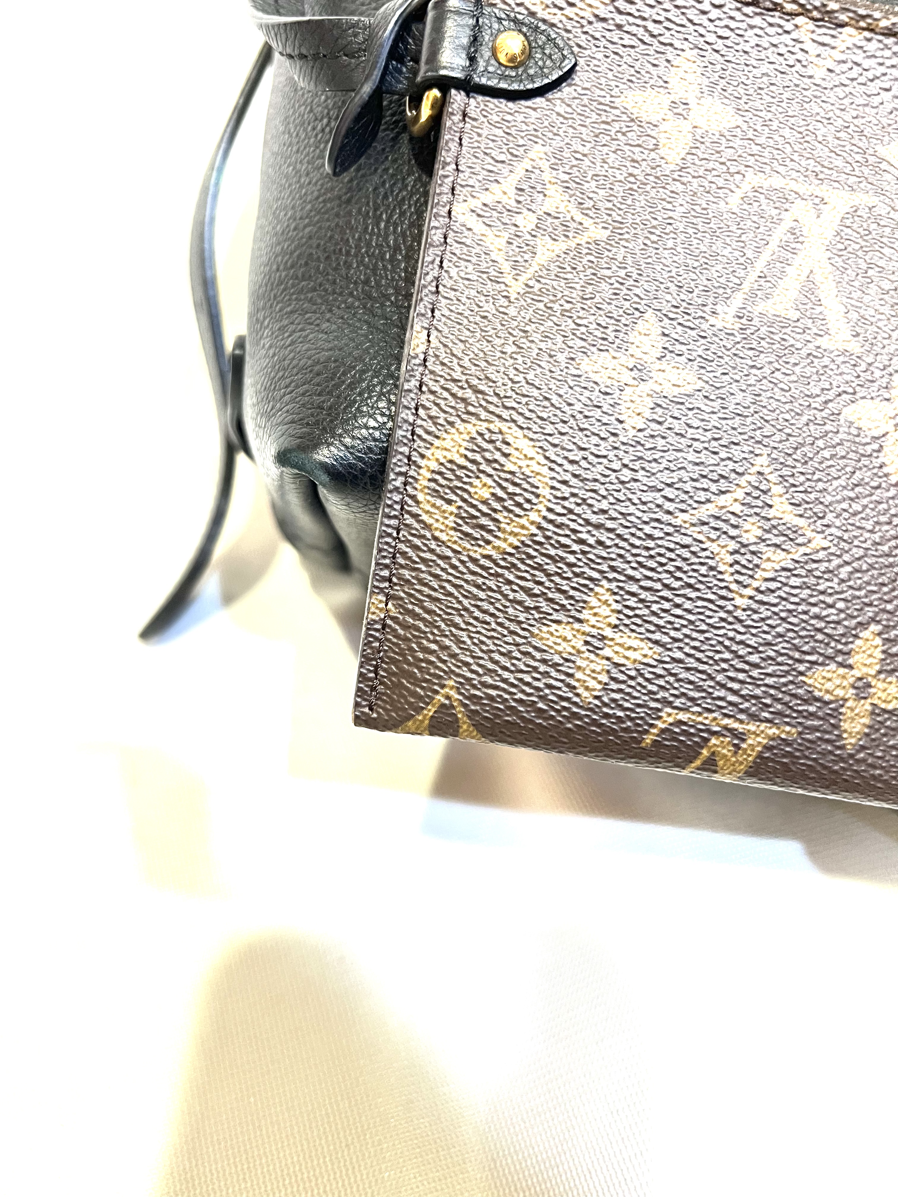 Pre-Owned Louis Vuitton Low Key Hobo MM / Product Code: 26041119