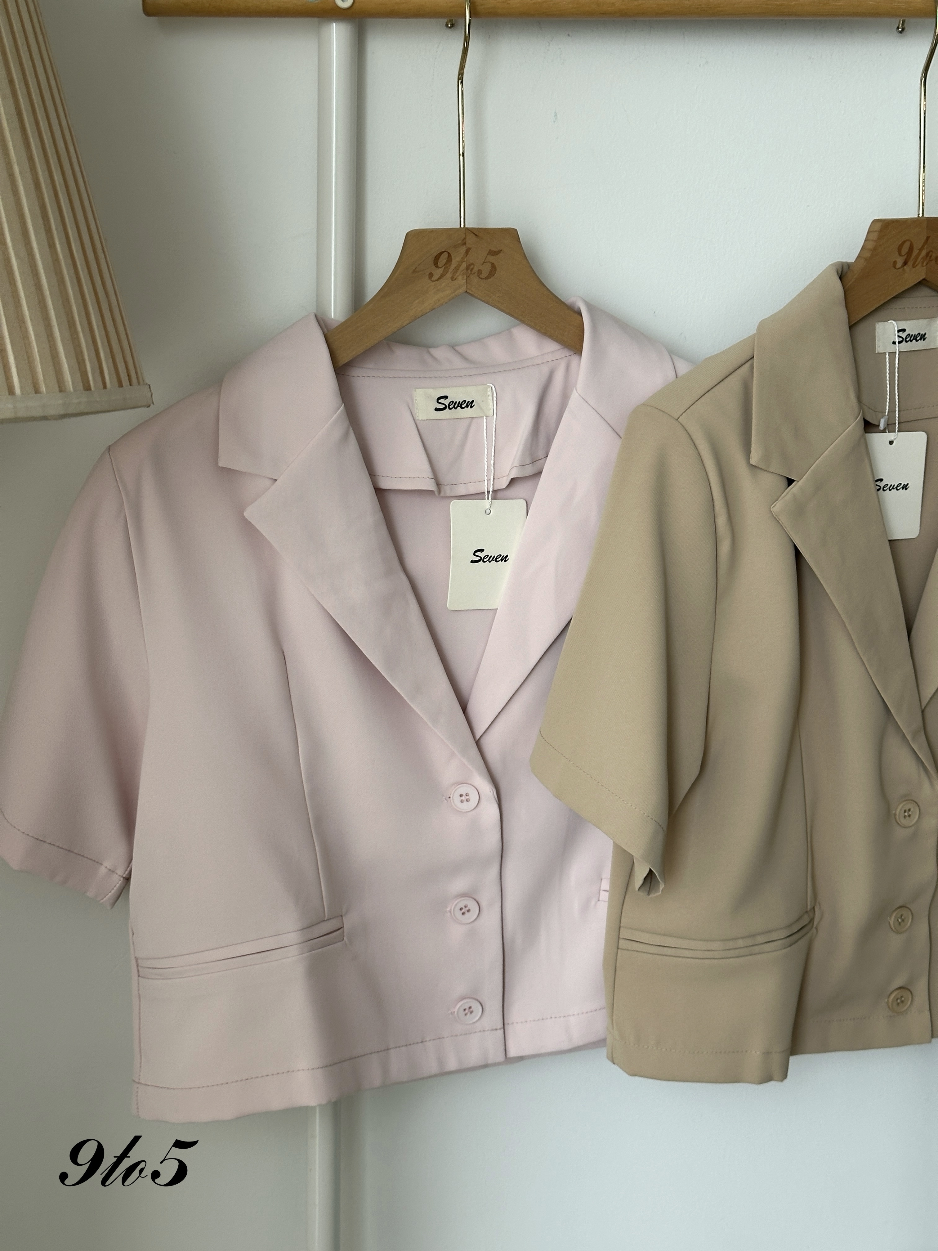 T4077 Short Sleeve Crop Blazer - Khaki & Pink