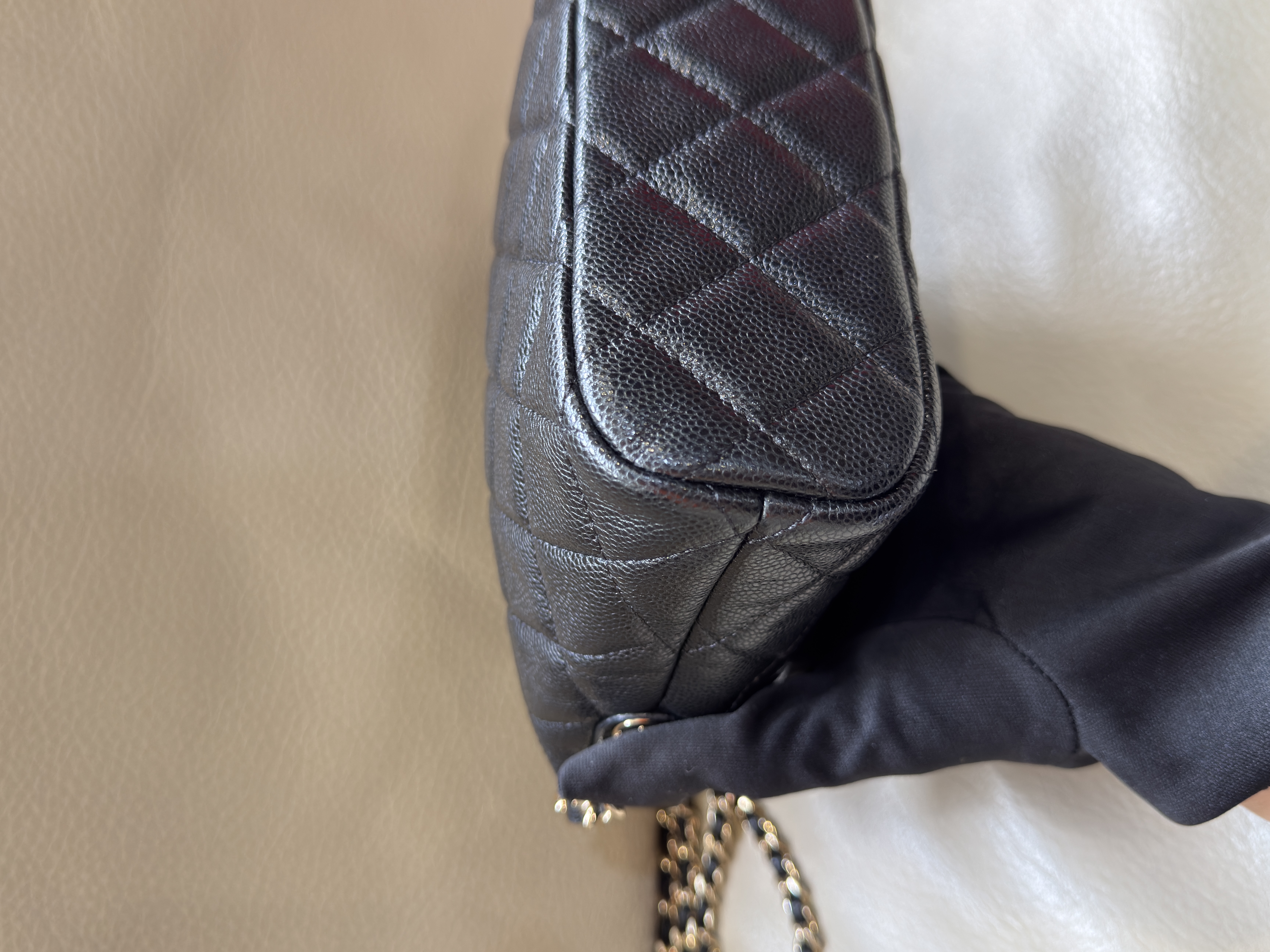 Pre-Owned CHANEL 25C Hobo Bag / Product Code: 36042428