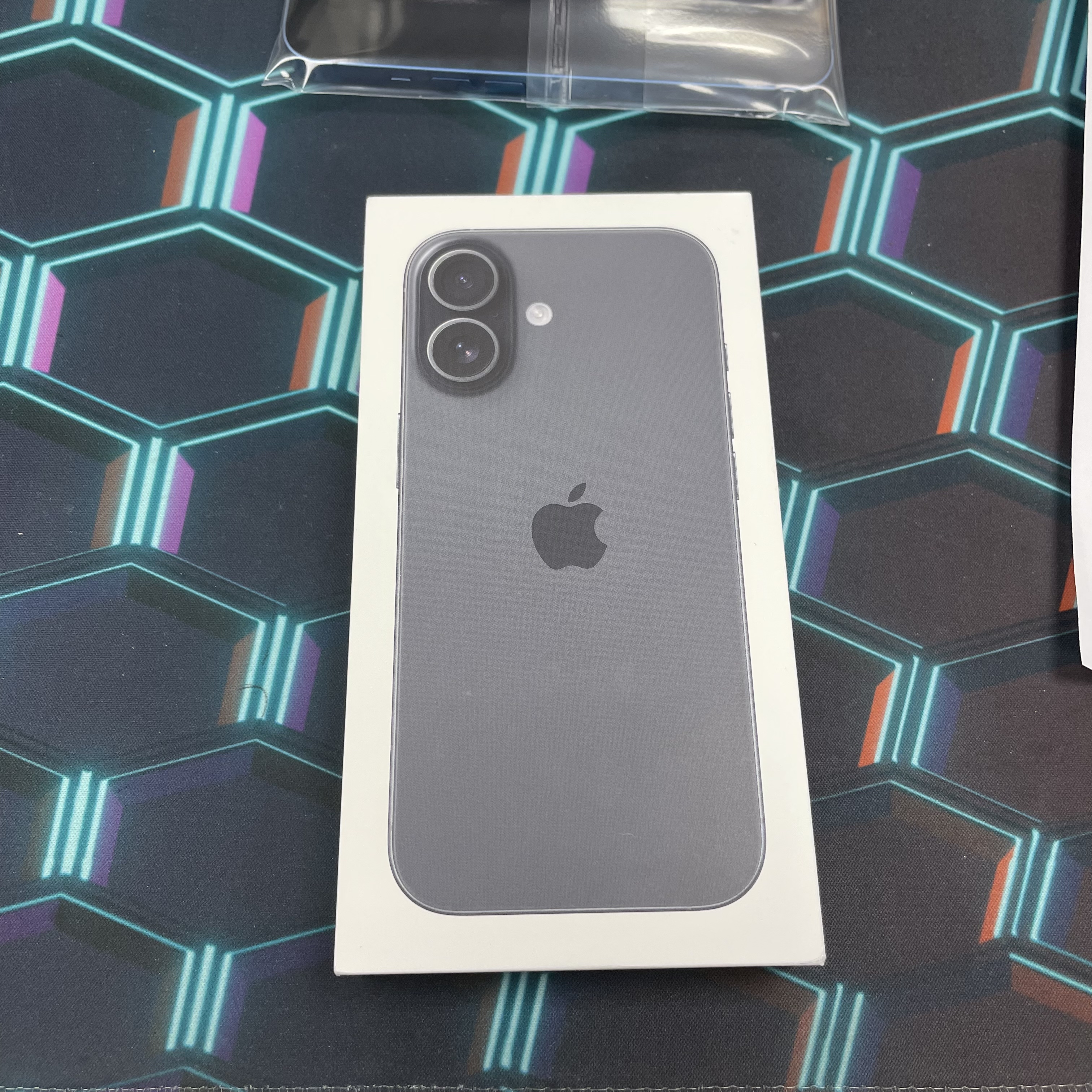 *6468 17 全新原封 256GB 電100 黑色 black