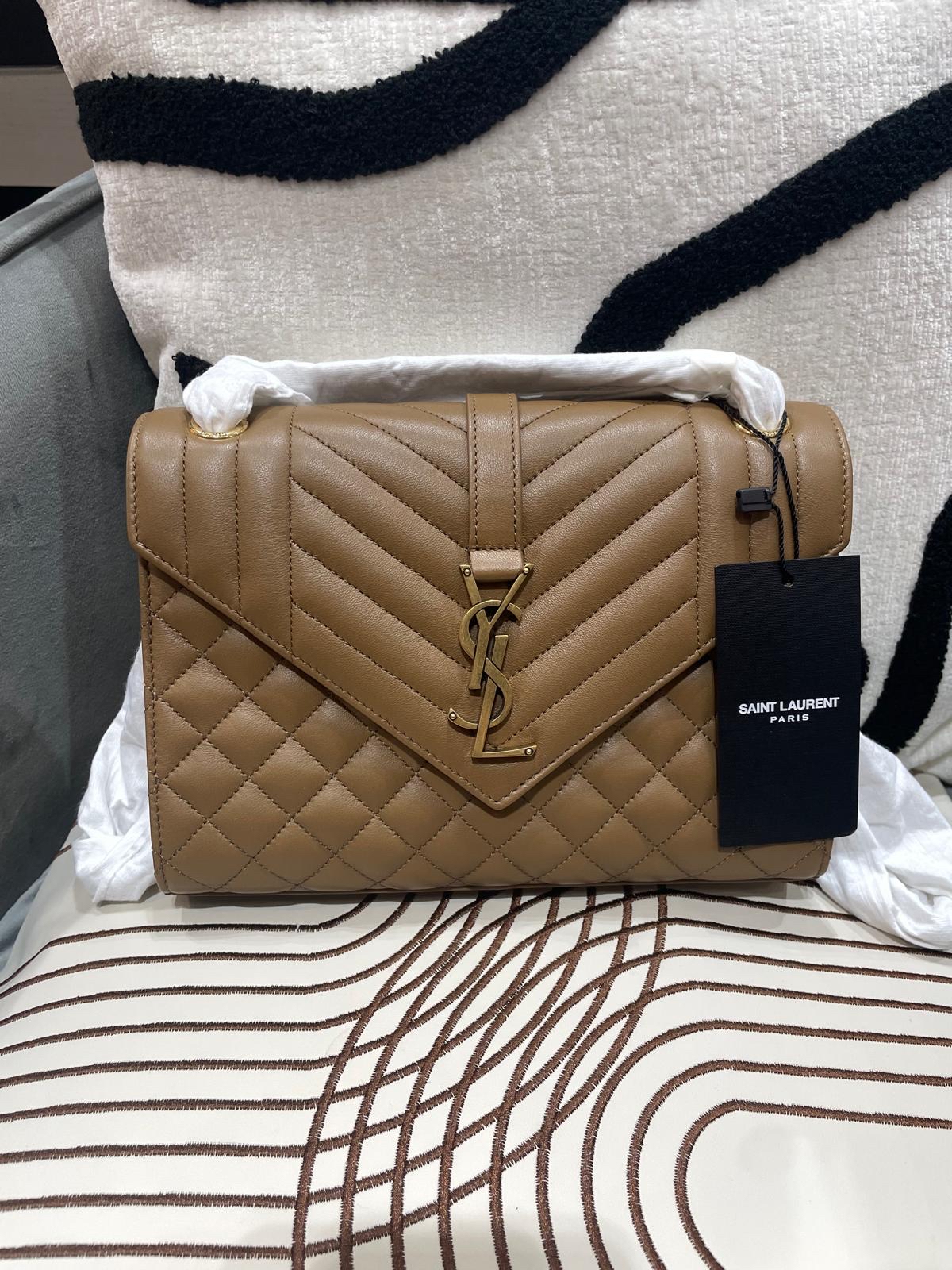 全新 YSL Envelope Medium Chain Bag 100%Authentic, Brand New 全新 ✅Tag✅Dust bag