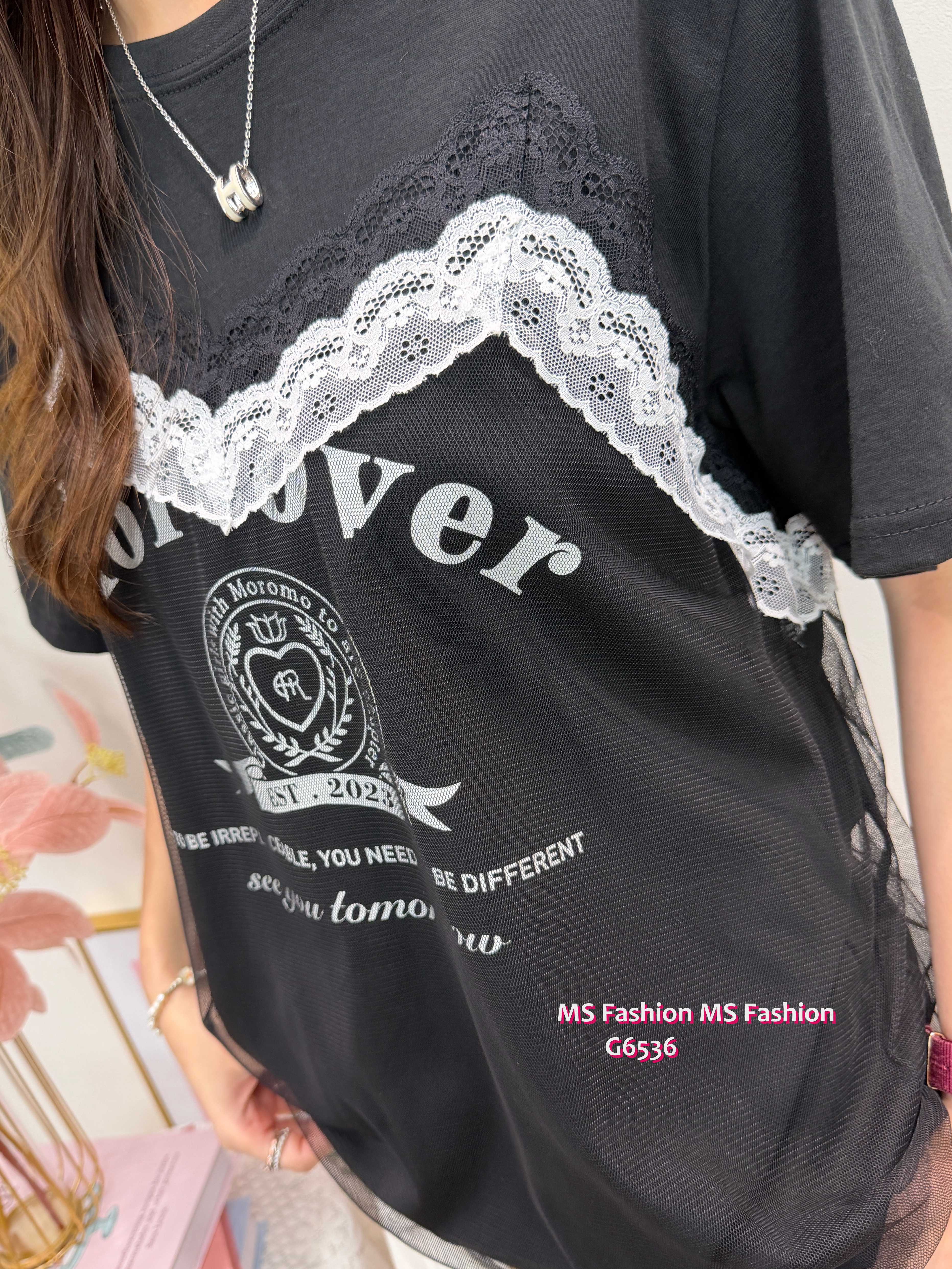 G6536 黑白配型格拼lace top