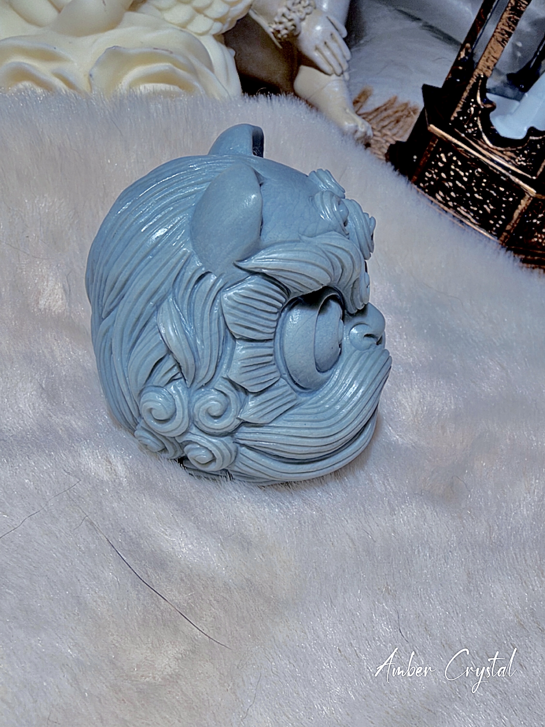 阿拉善精工彩雕醒獅