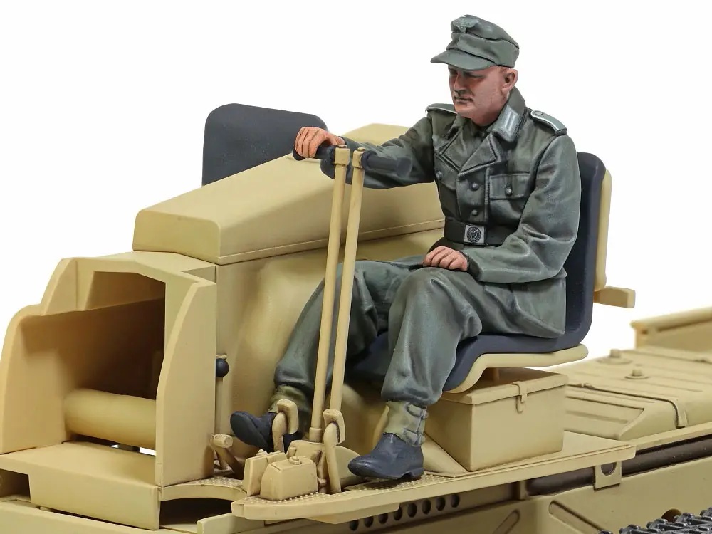 1/35 MM German Tractor RSO/01