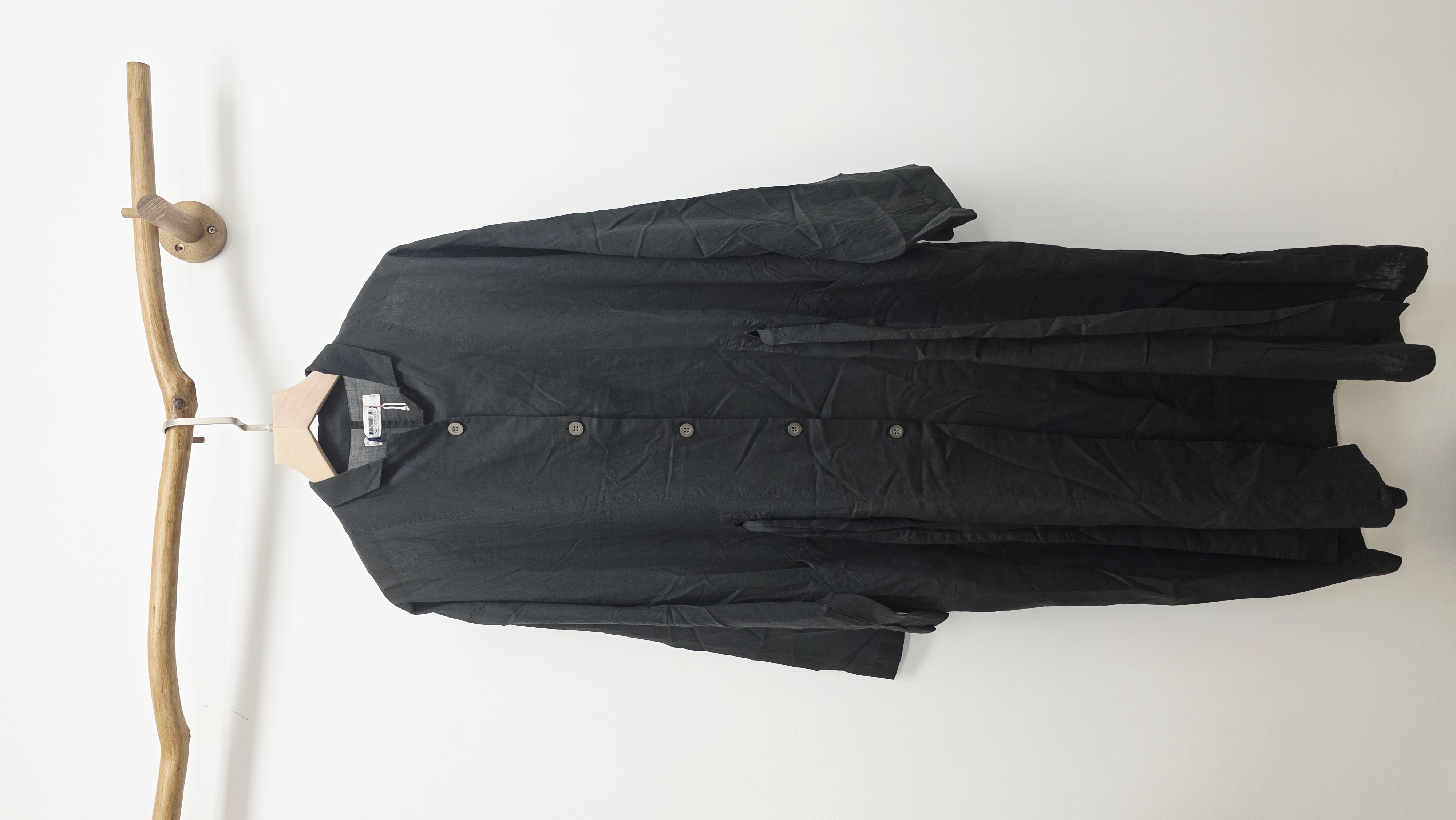 日牌黑束腰帶棉麻開胸連身裙