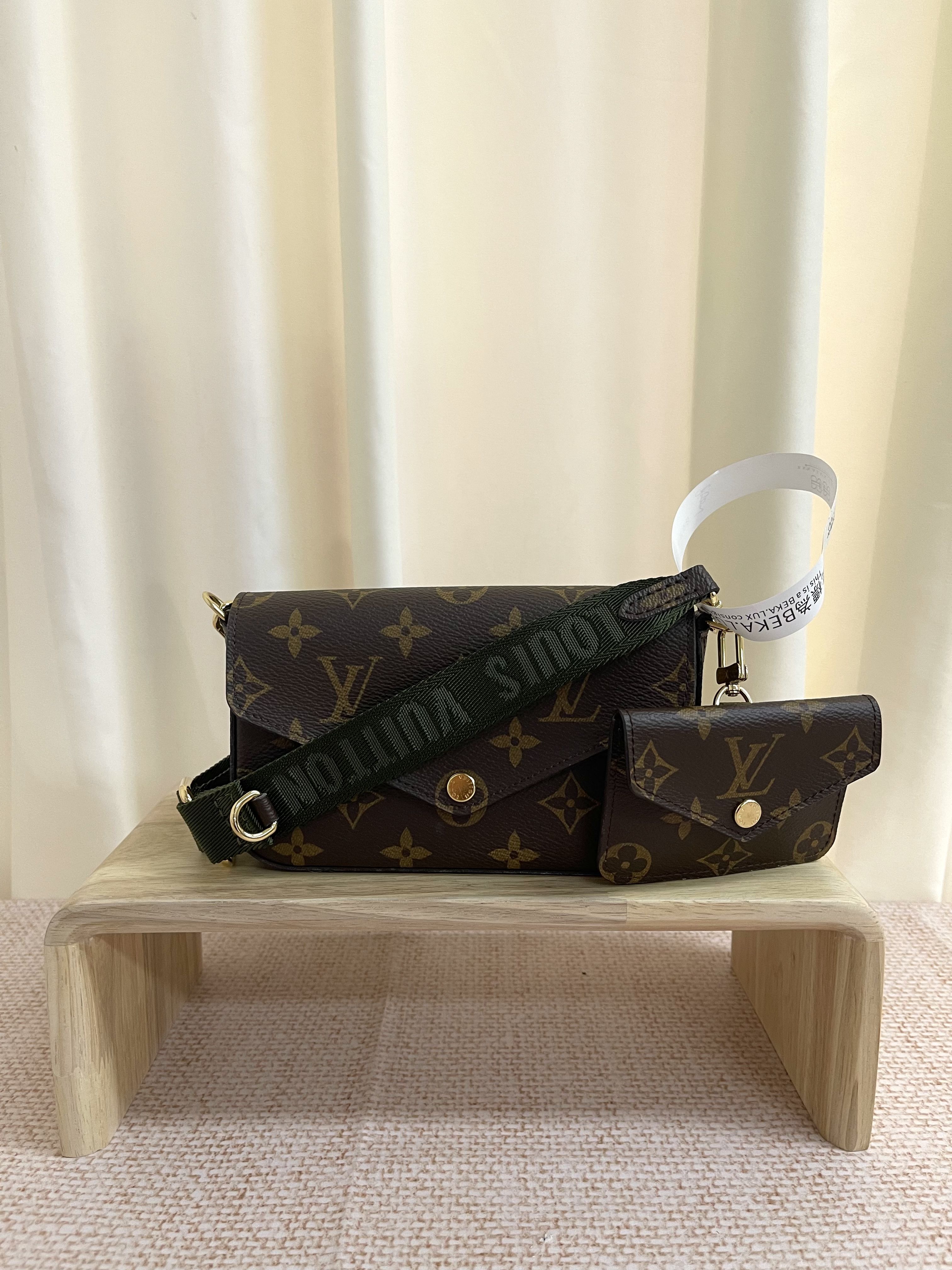 Pre-owned Louis Vuitton Félicie Strap & Go Monogram / Product Code: 26021307