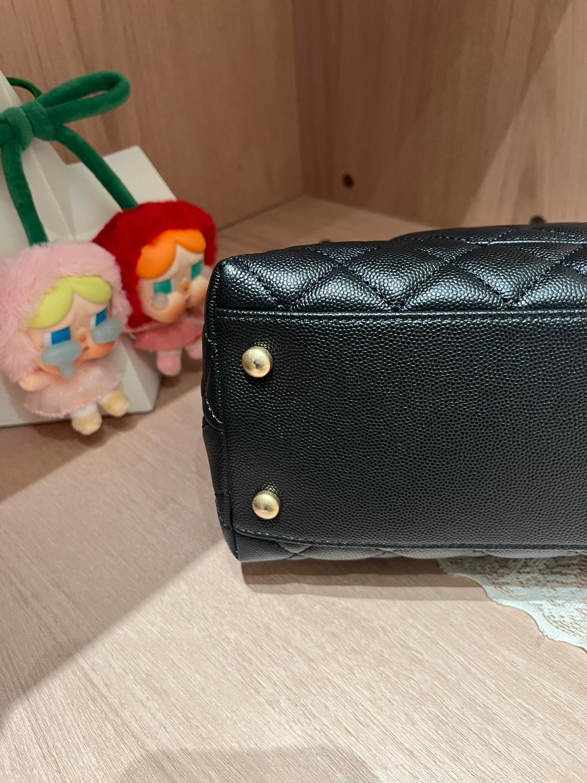 Chanel Coco Handle Medium 100%Authentic, 98%New ✅ 專門店收據✅28卡 ✅dust bag ✅box