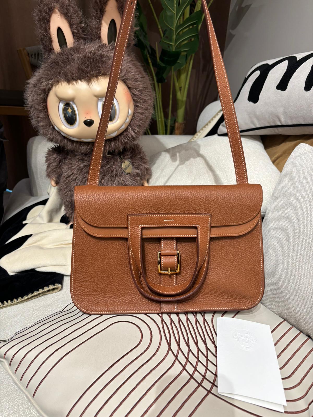 Hermes Halzan 31 Stamp D，Gold/Gold 金金100%Authentic, 99%New ✅收據✅Dust bag✅Box