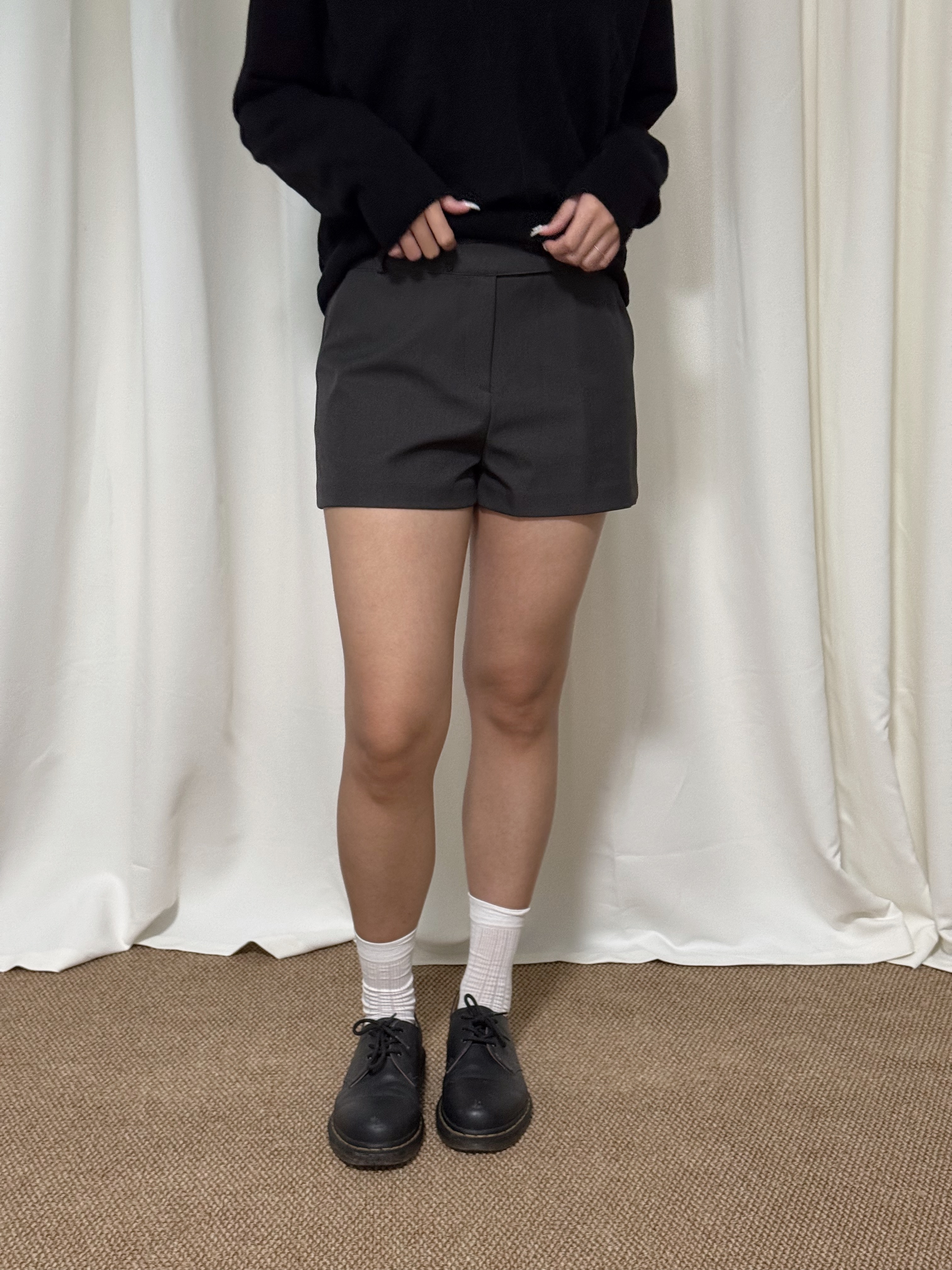 知性中腰西裝短褲(三色入/兩個尺碼)