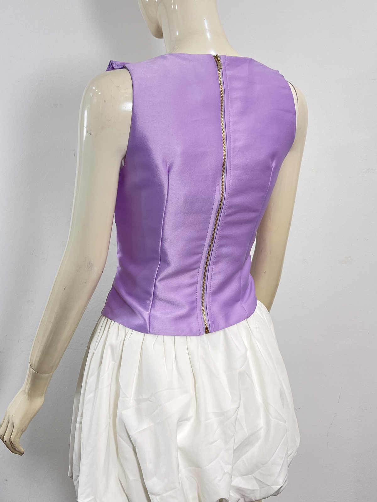 Everyday Chic V Neck Top M117