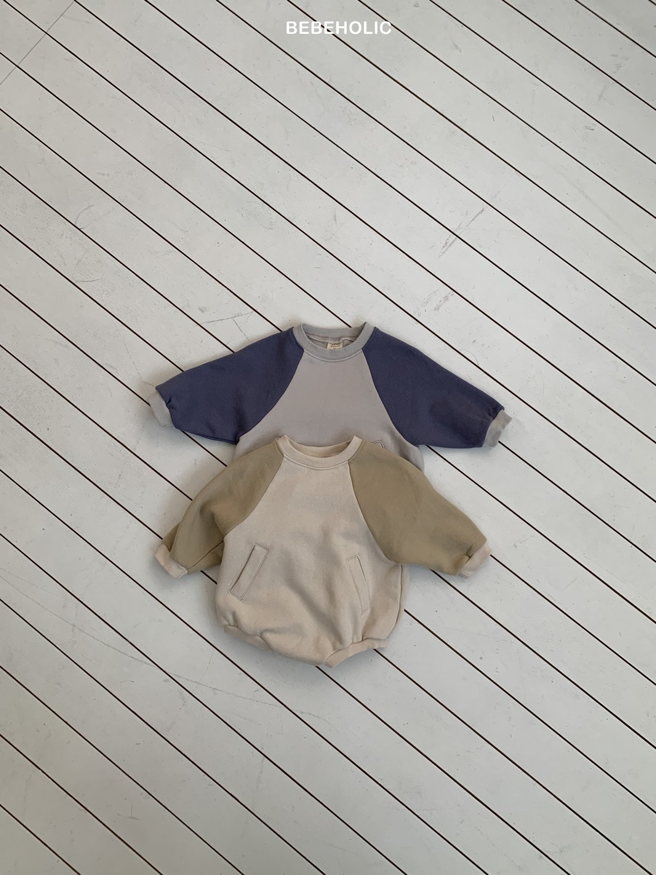 🌸預訂 韓國直送🌸🇰🇷BEBEHOLIC兩色拼色袖口袋長袖包屁衣