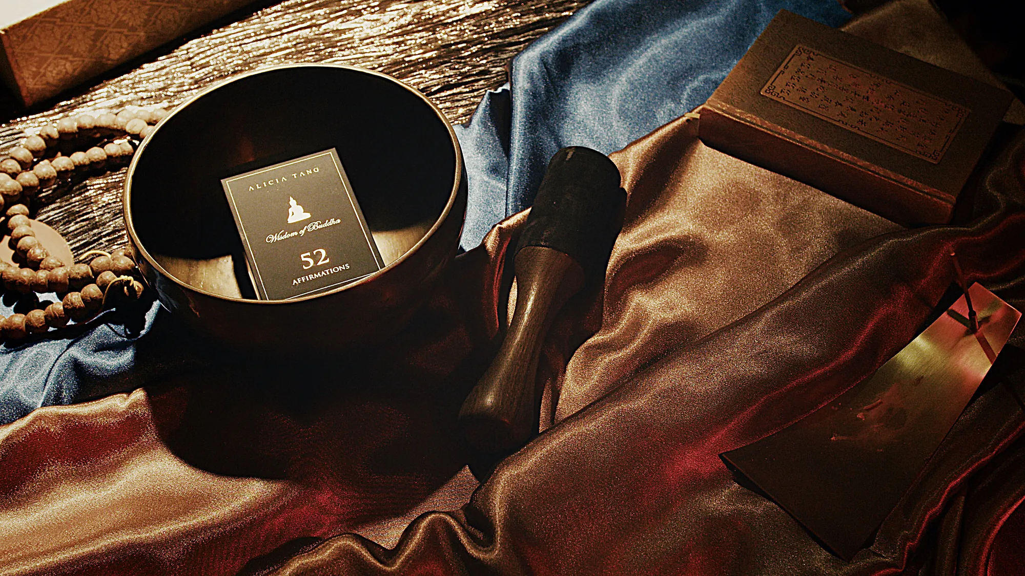 Wisdom of Buddha佛陀智慧神諭卡/ 自我肯定與療癒卡牌by Alicia Tang