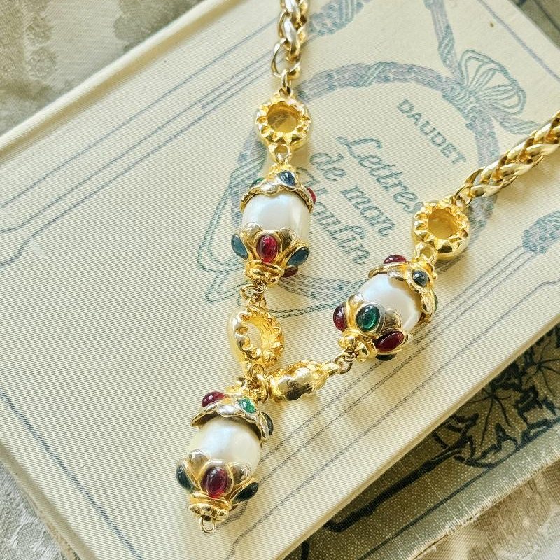 Vintage Re-designed 1980s Designer Quality Multi-colour Faux Pearl Dangle Piece Necklace(MT2386)