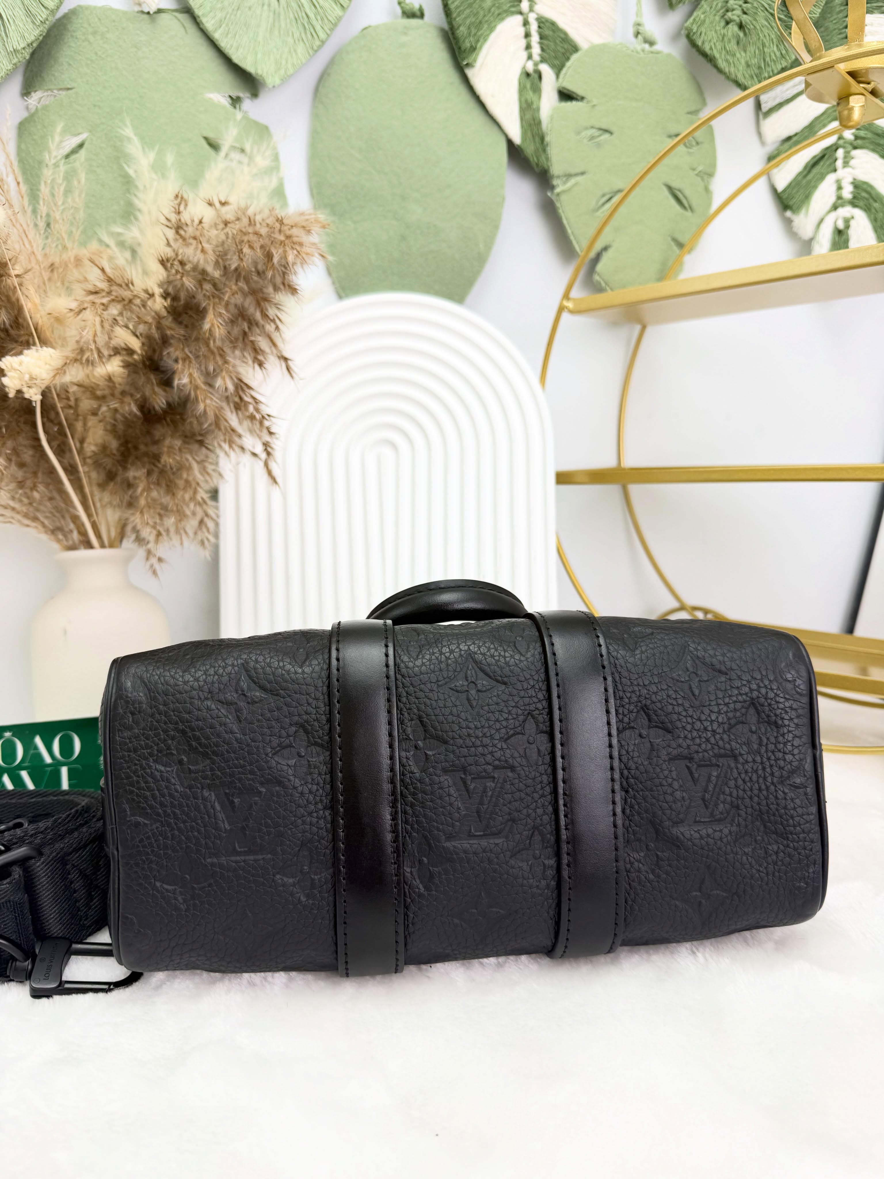 👜 PRE OWNED 🛍️Keepall 25 黑花壓紋 有盒有塵袋🖤