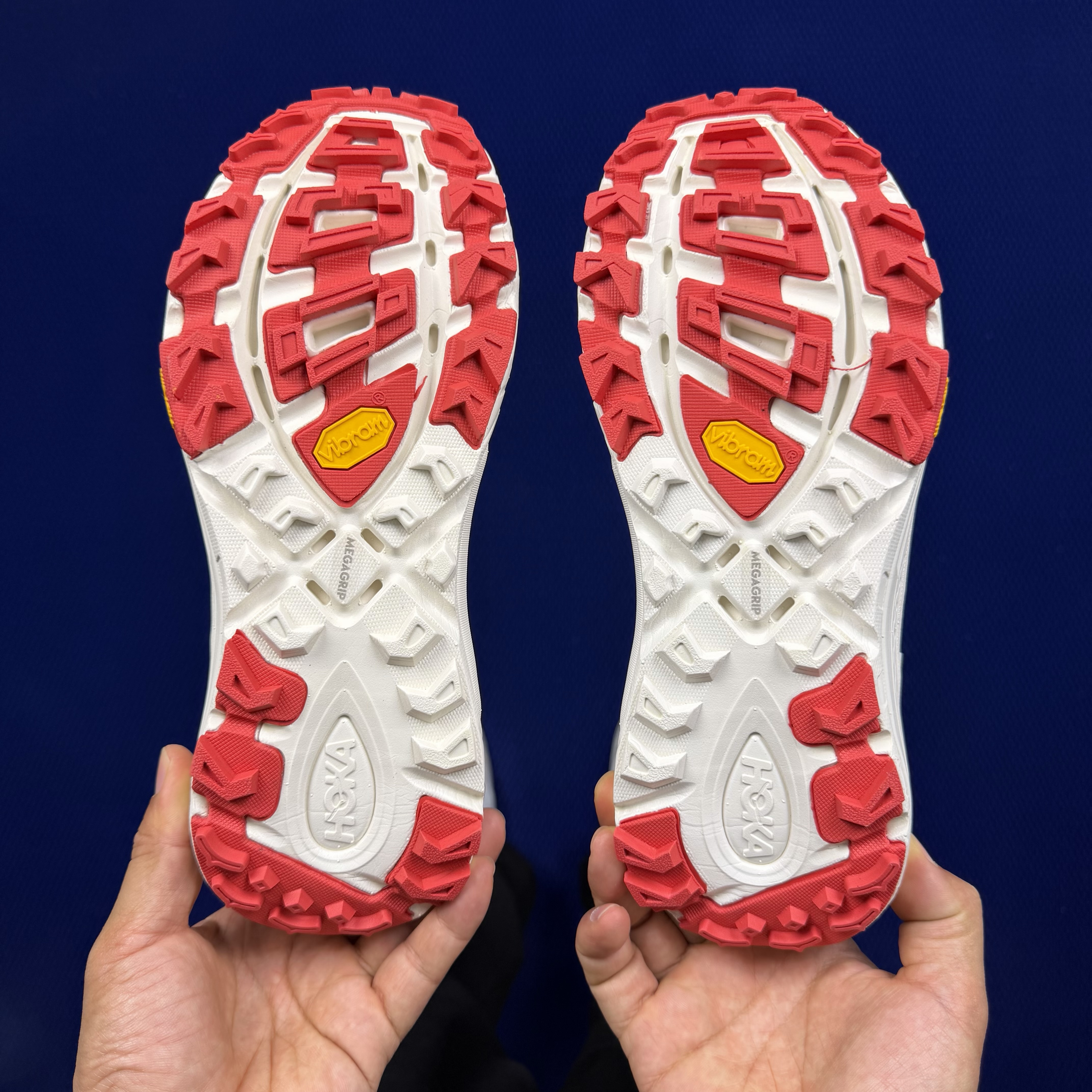 Hoka One One Mafate Three 2 