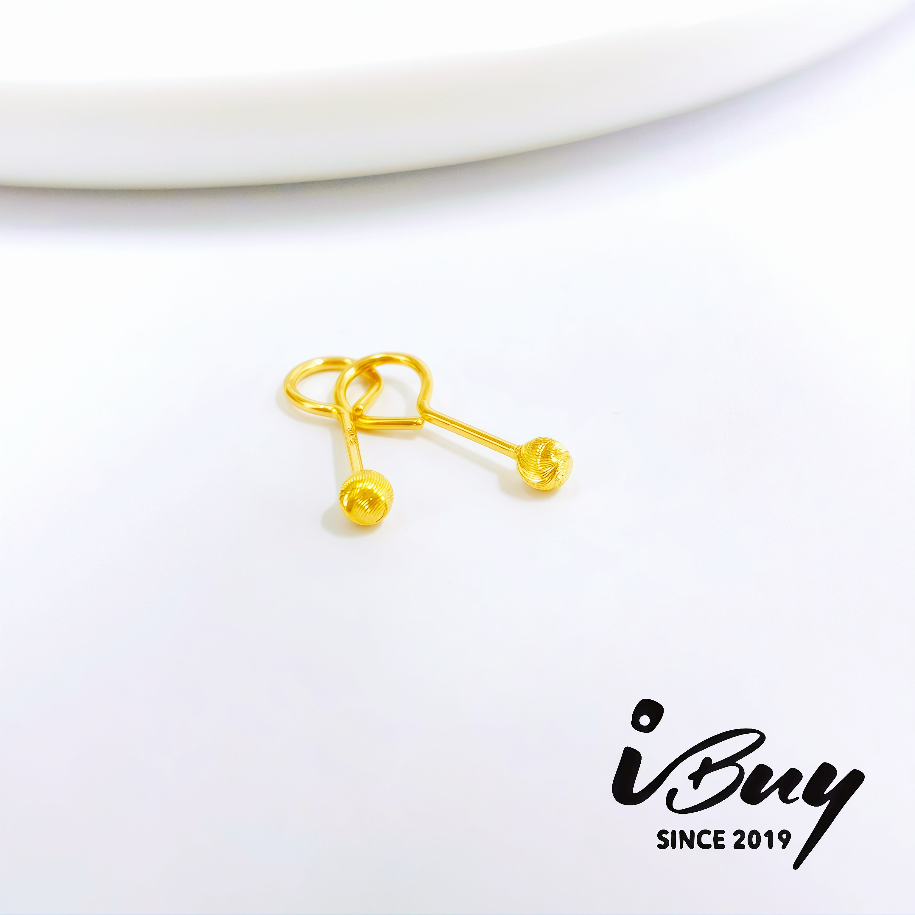 999 GOLD 4MM CAT EYE HOOK STUD EARRING 999 金 4MM 猫眼珠泡钉