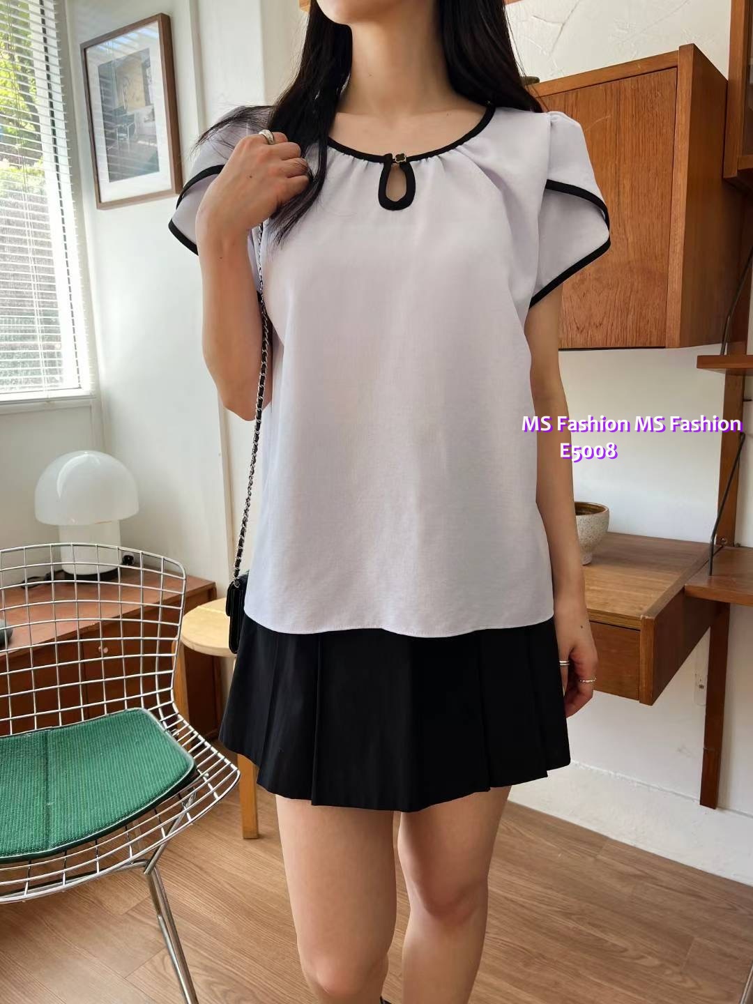 E5008 特色領拼邊top