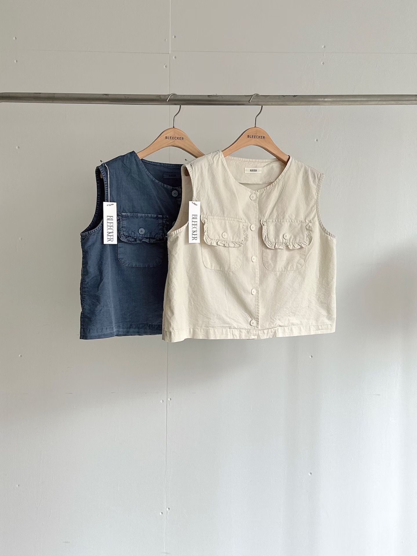 221408 Pocket 背心外套