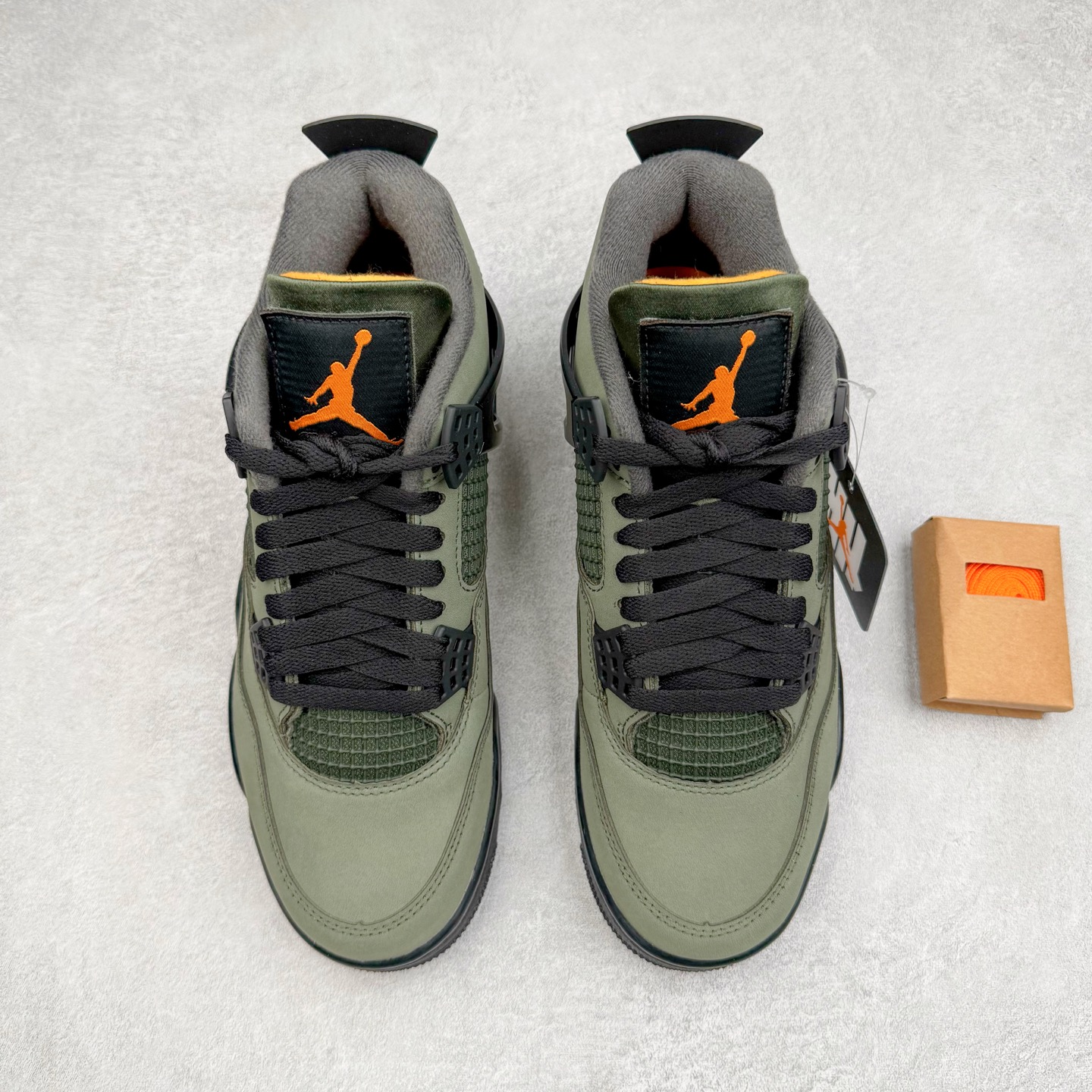Undefeated x Nike Air Jordan 4 Retro IB1519-200