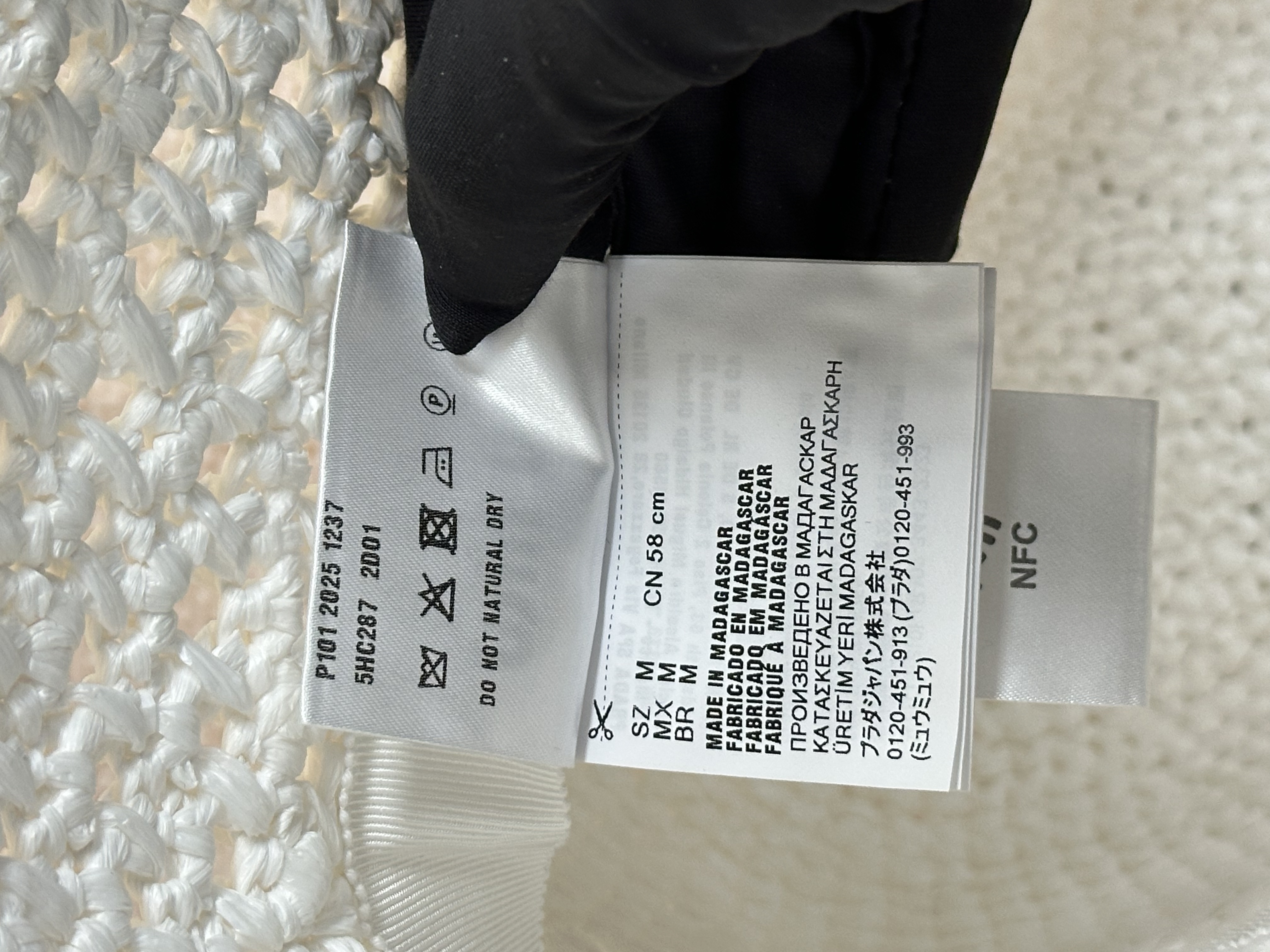 Pre-owned Miumiu bucket hat/ Product Code: 26040604