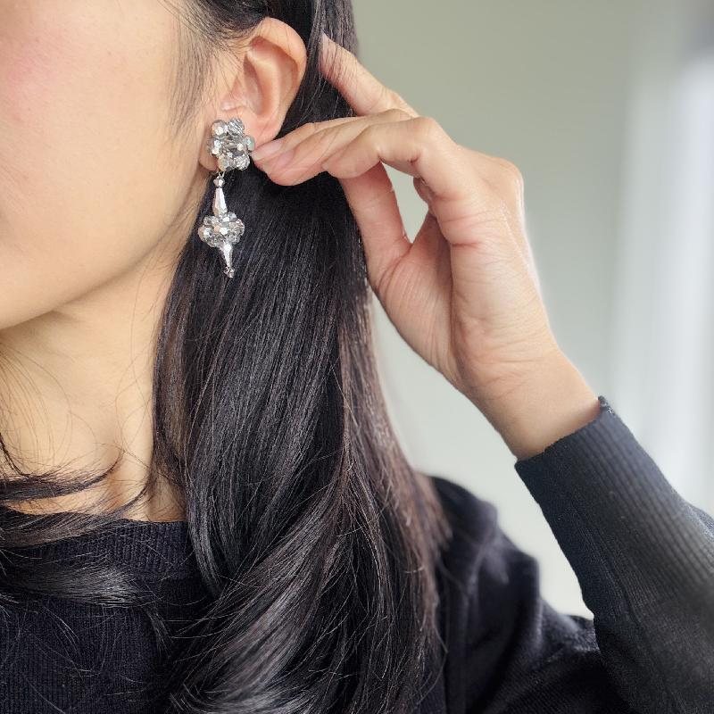 Vintage C.a. 1960s Silver Cluster Long Drop Clip Earrings (MT2485)
