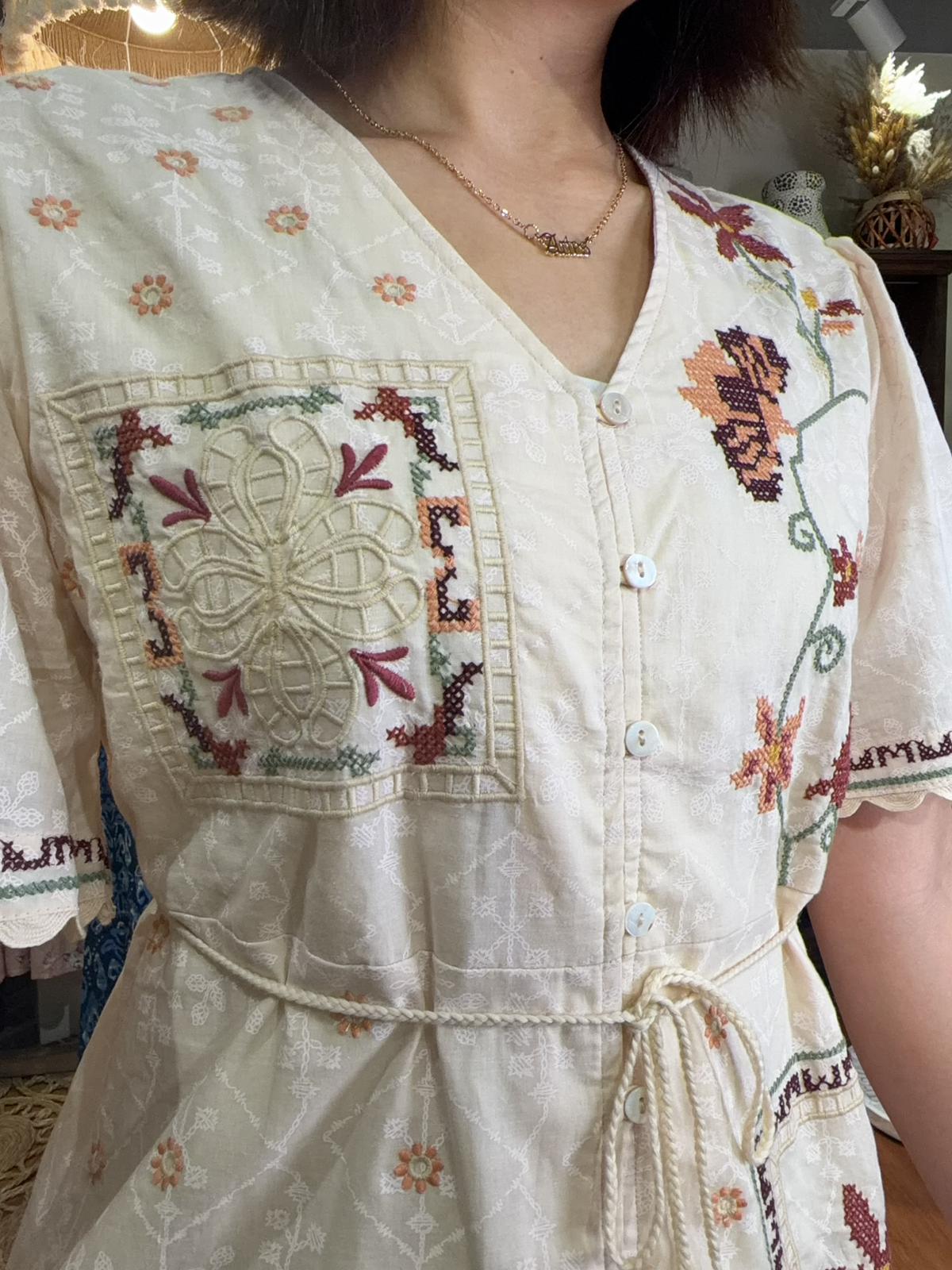 2176 Beige V-Neck 2-Way Cross-Emb. OP/Outer 33"