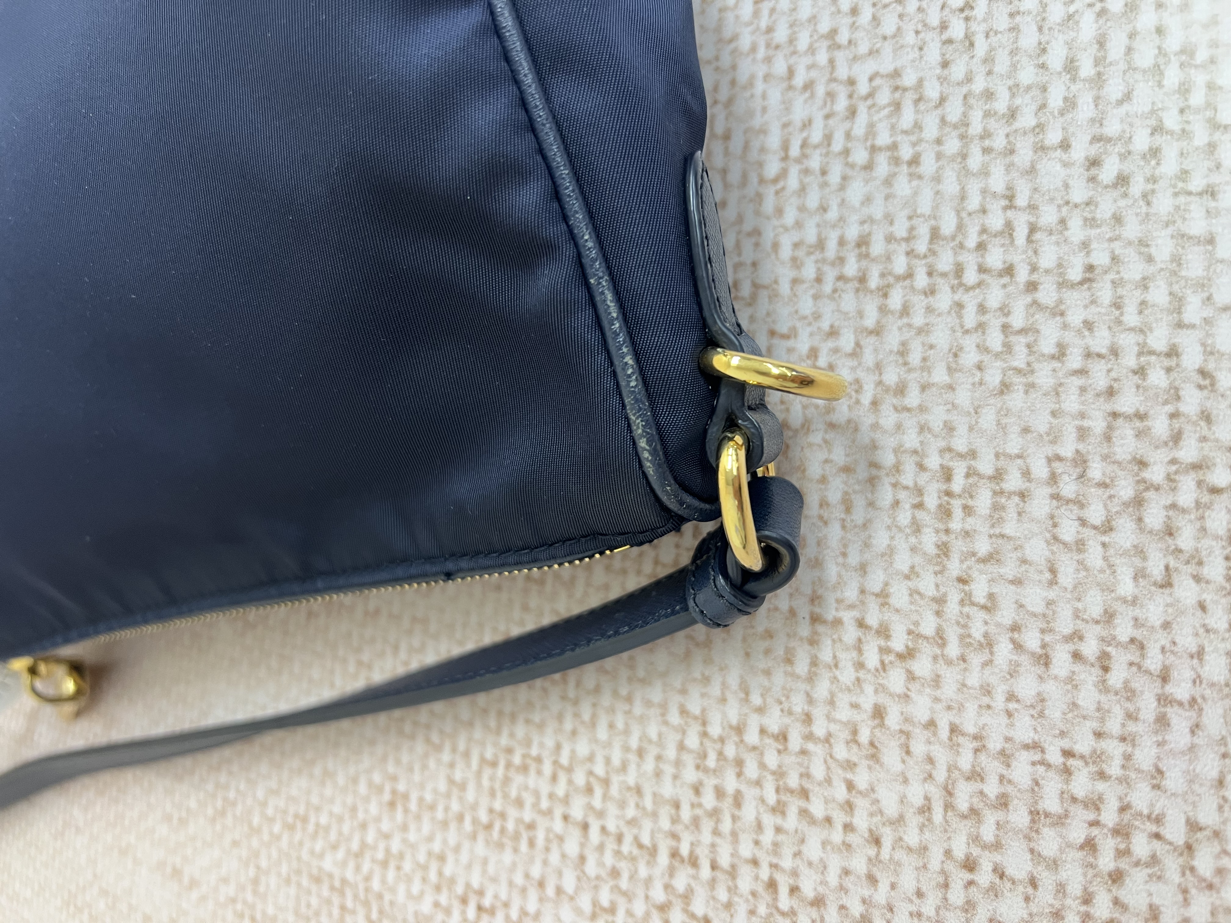 Pre-owned Prada Re-Edition 2005 Re-Nylon/ Product Code: 26022105