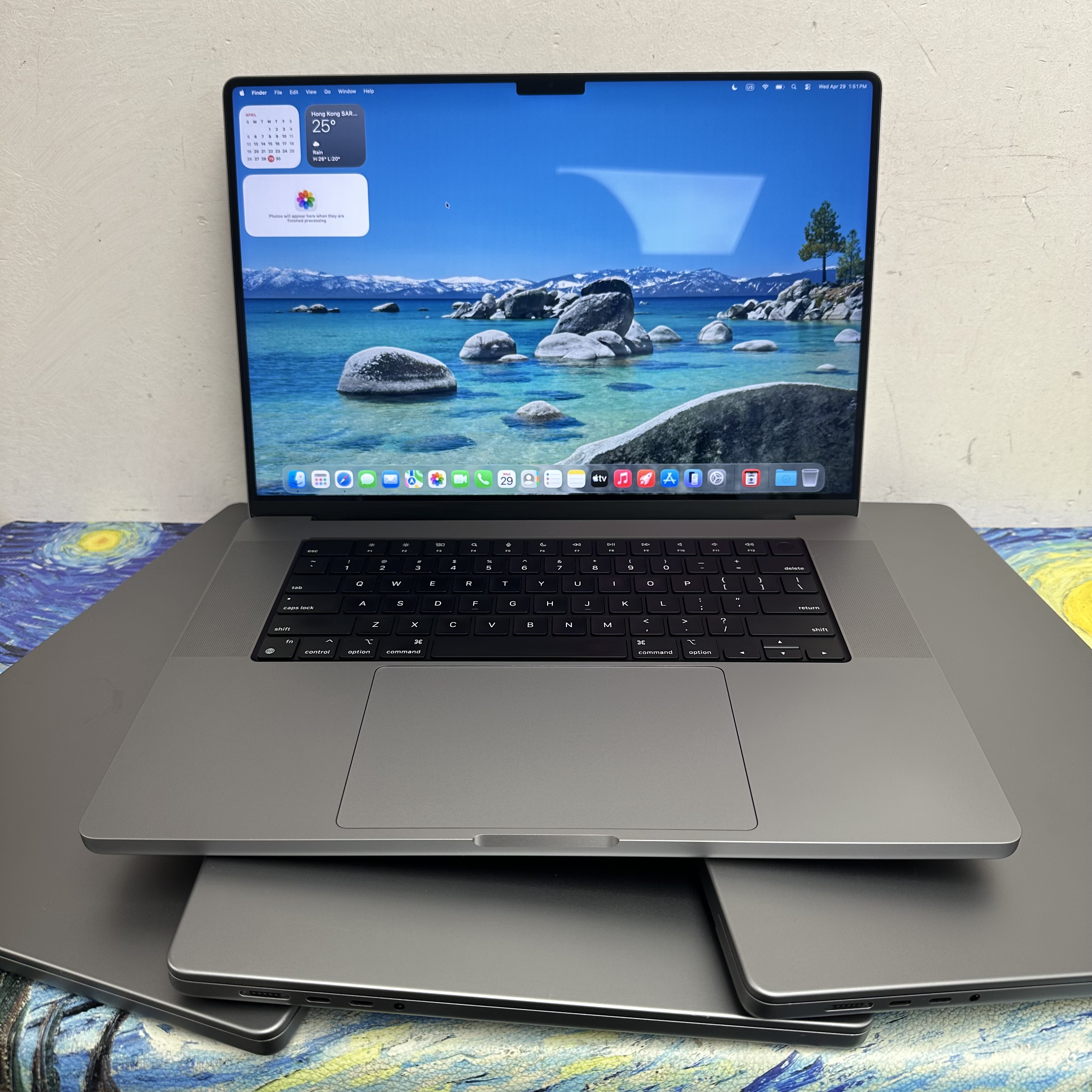 （性價比高MacBook M1 Pro🔥M1Pro 16 寸)APPLE  MacBook Pro 2021/M1 Pro CPU/16,32GB Ram/512GB,1TB SSD/16核心GPU/10核心 CPU/Liquid Retina XDR Mon/16寸/太空灰 / Gaming Laptop / Notebook / Laptop / PC / Movie / Netflix / Premium /