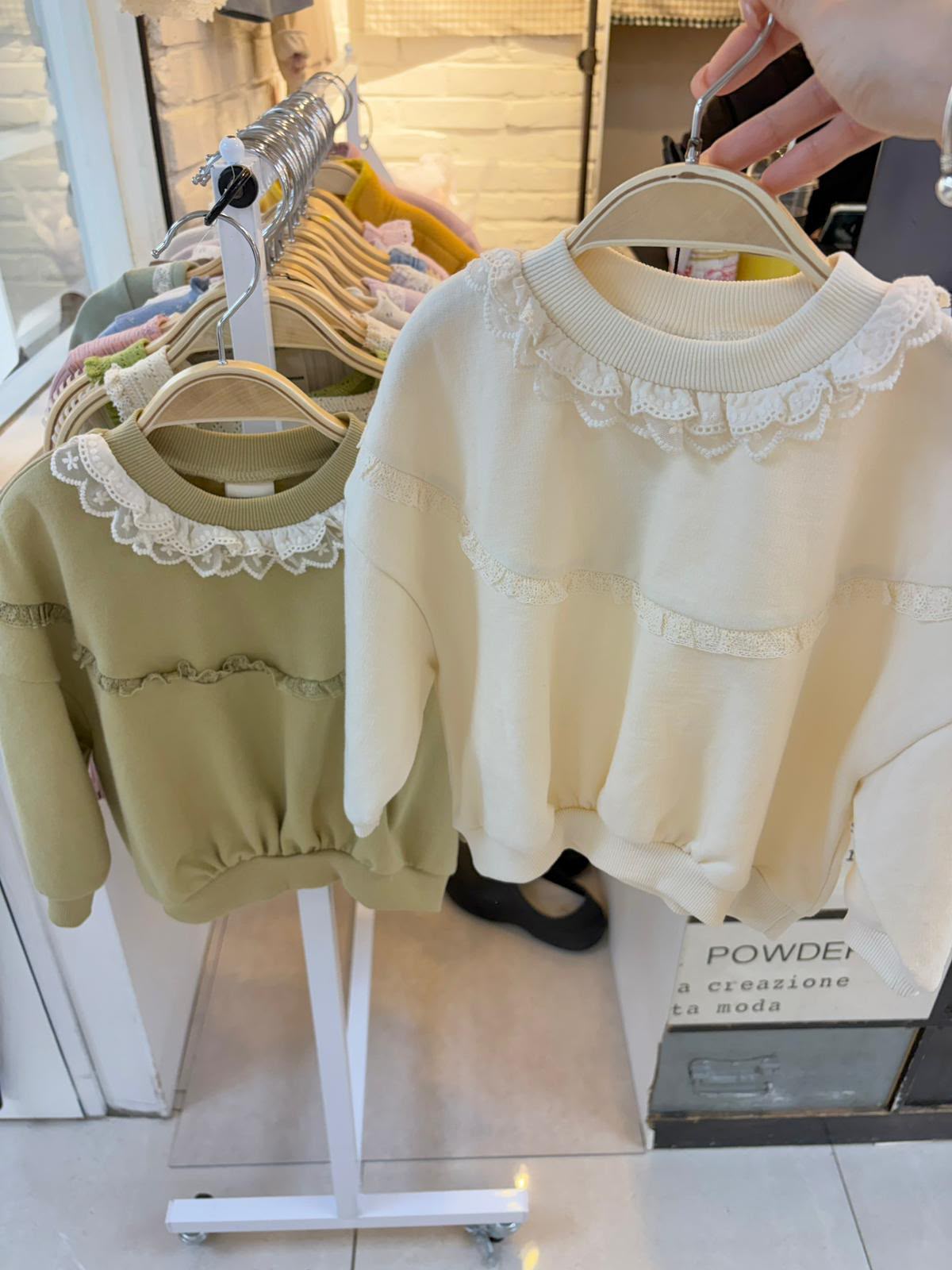 GQ6406 Top