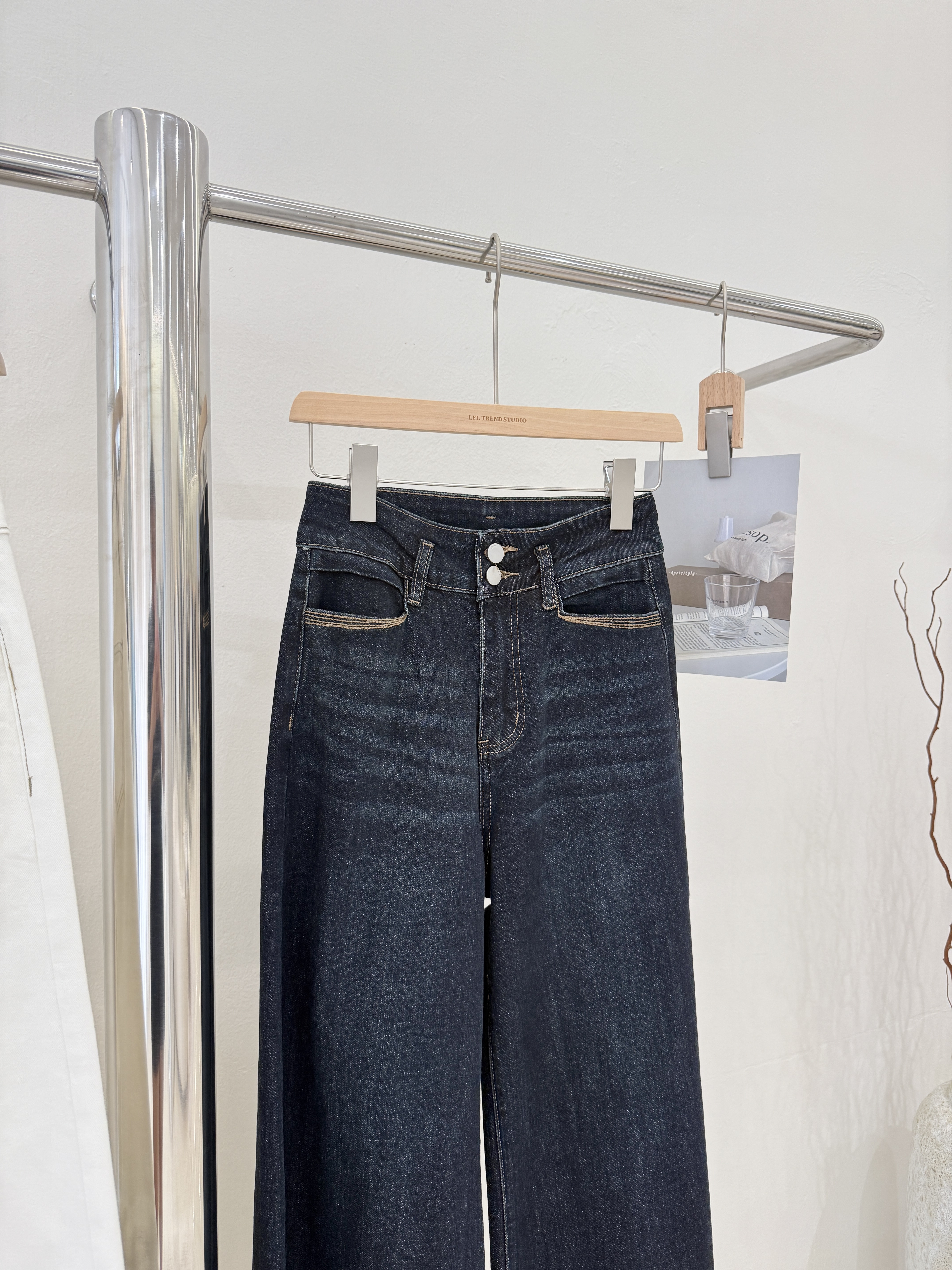 7066 爆款显瘦高腰微喇叭长裤