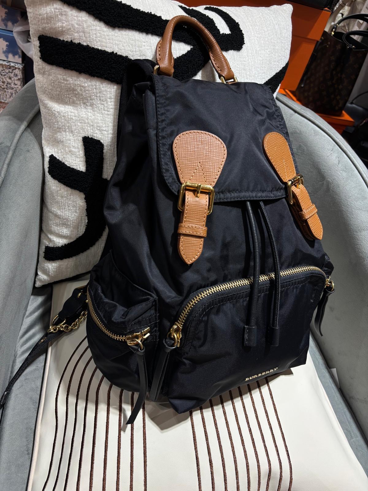 Burberry Nylon Backpack 100%Authentic, 98%New ✅Dust bag