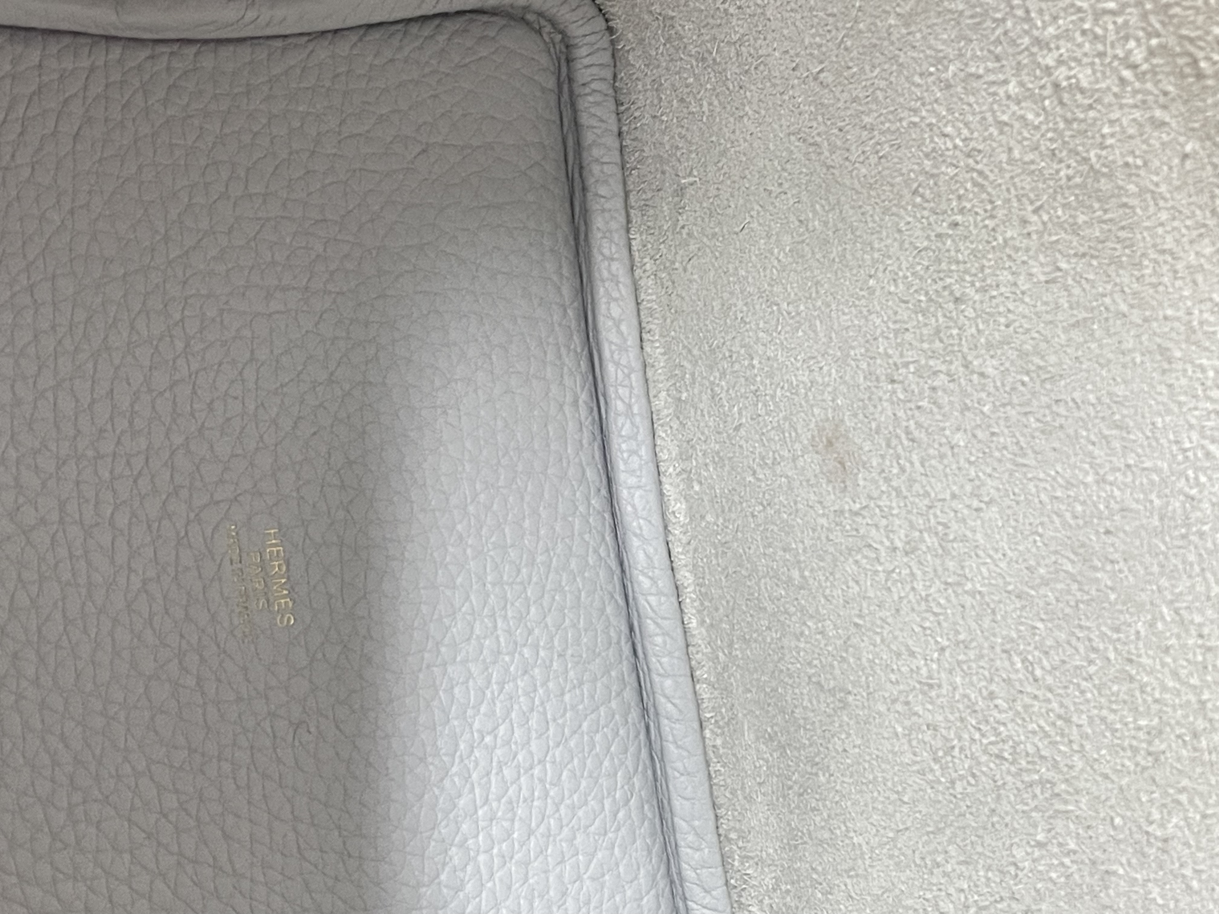 Pre-owned Hermes P18/ Stamp Y/ Product Code: 26031307