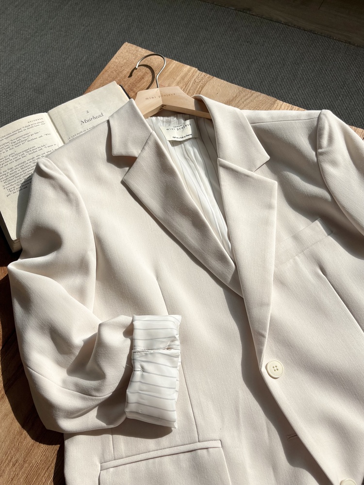 Atelier Relaxed Blazer (Ivory)