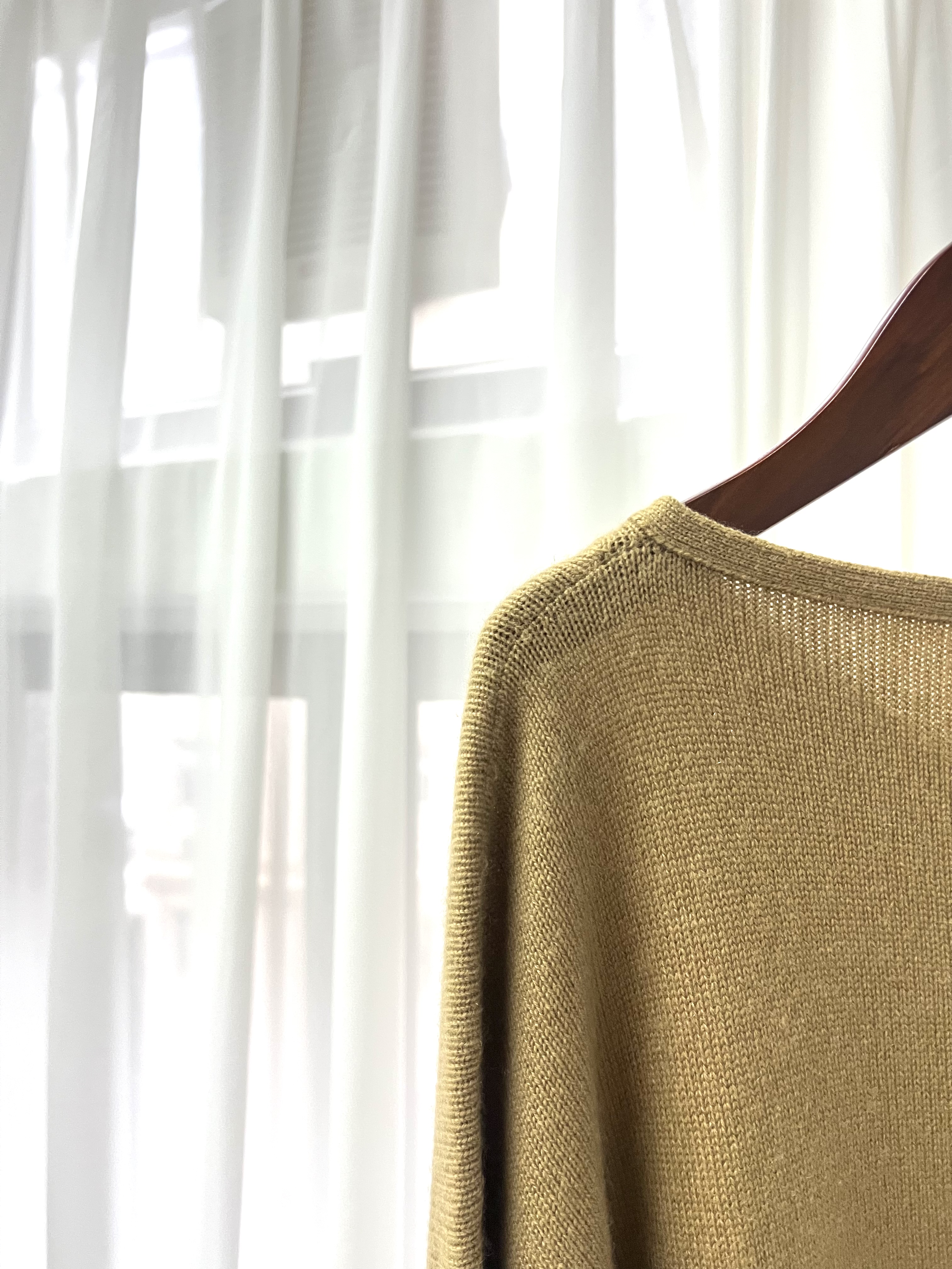 Pre-Owned HERMÉS Cashmere Poncho / Product Code: 26051907