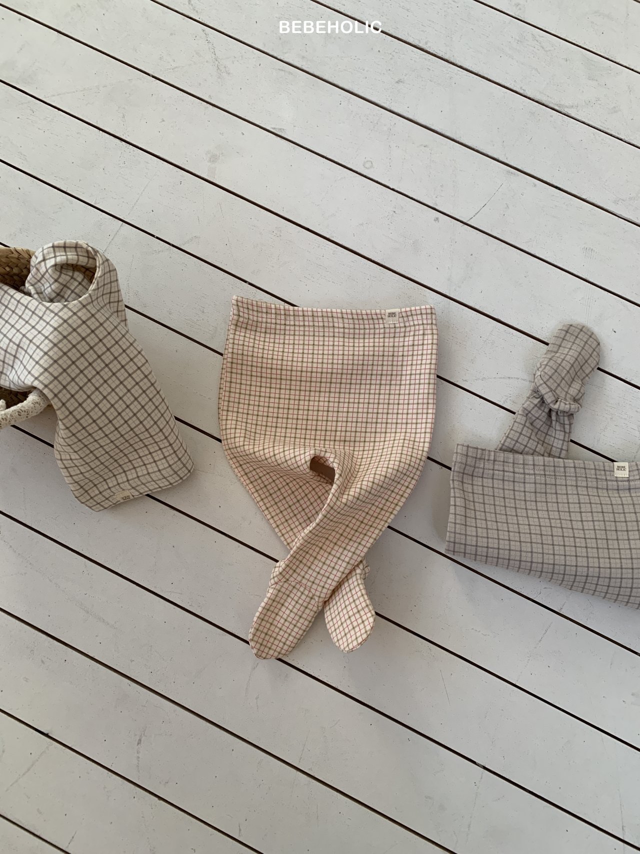 🌸預訂 韓國直送🌸🇰🇷BEBEHOLIC三色格紋包腳褲