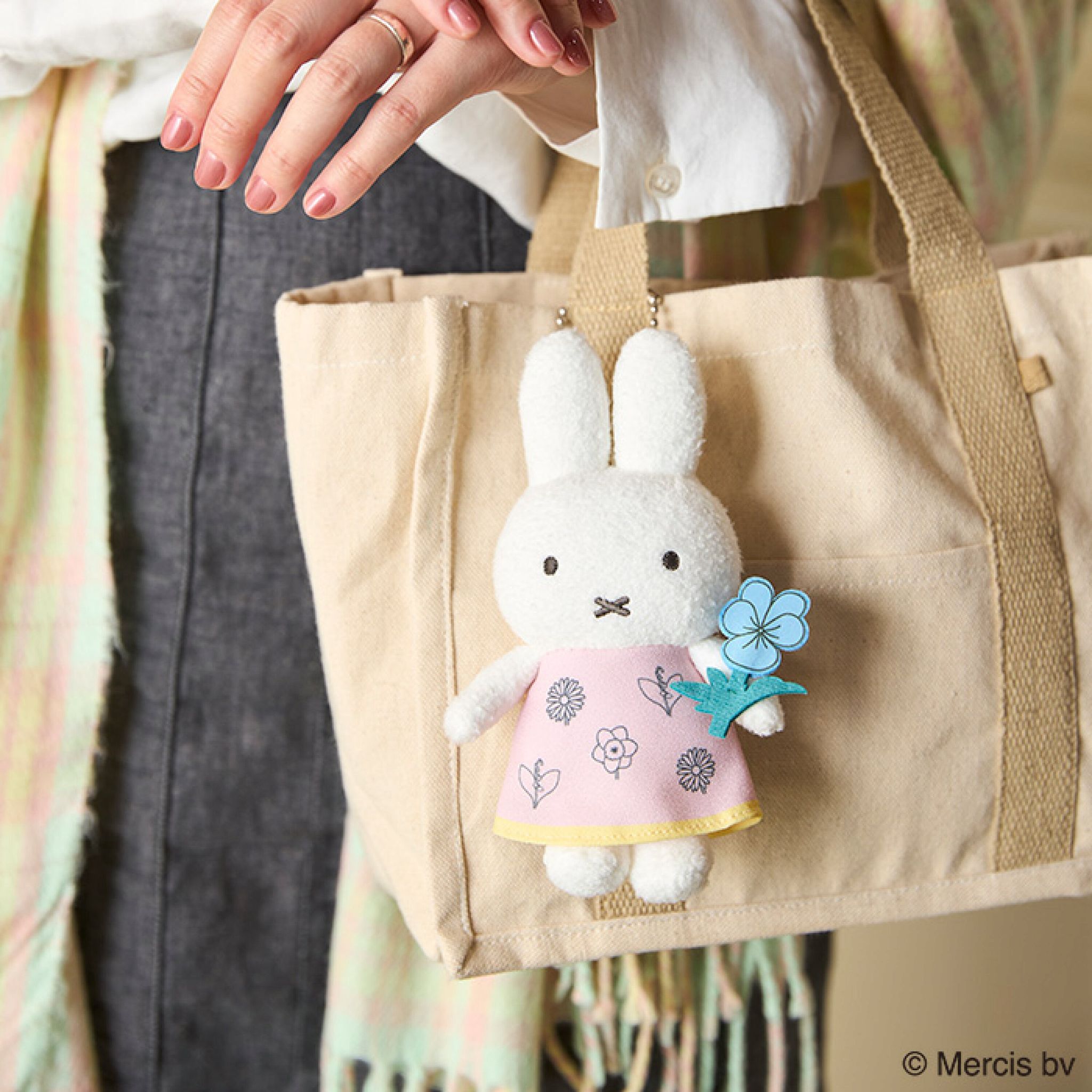 貨期4月中 MIFFY Bloom 粉色花花 掛鏈公仔
