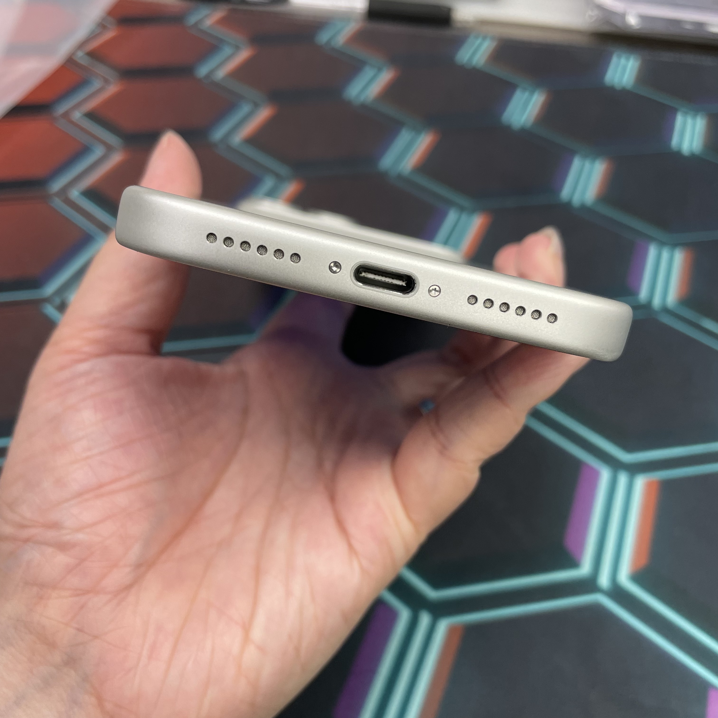 *8165 17 pro max 勁靚機 1TB 電100 銀色 sliver