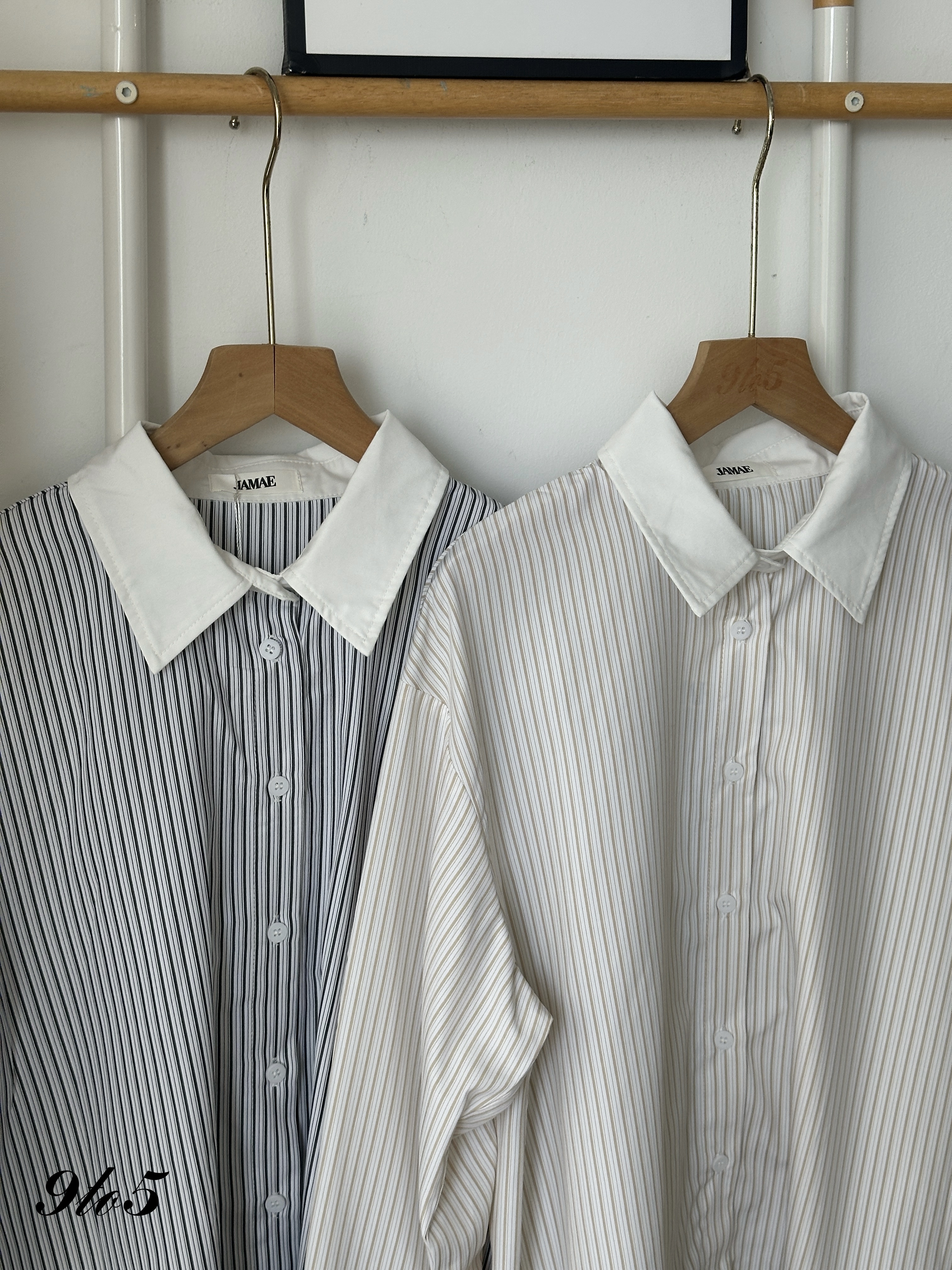 T4092 Oversize Stripe Shirt - Black & Khaki