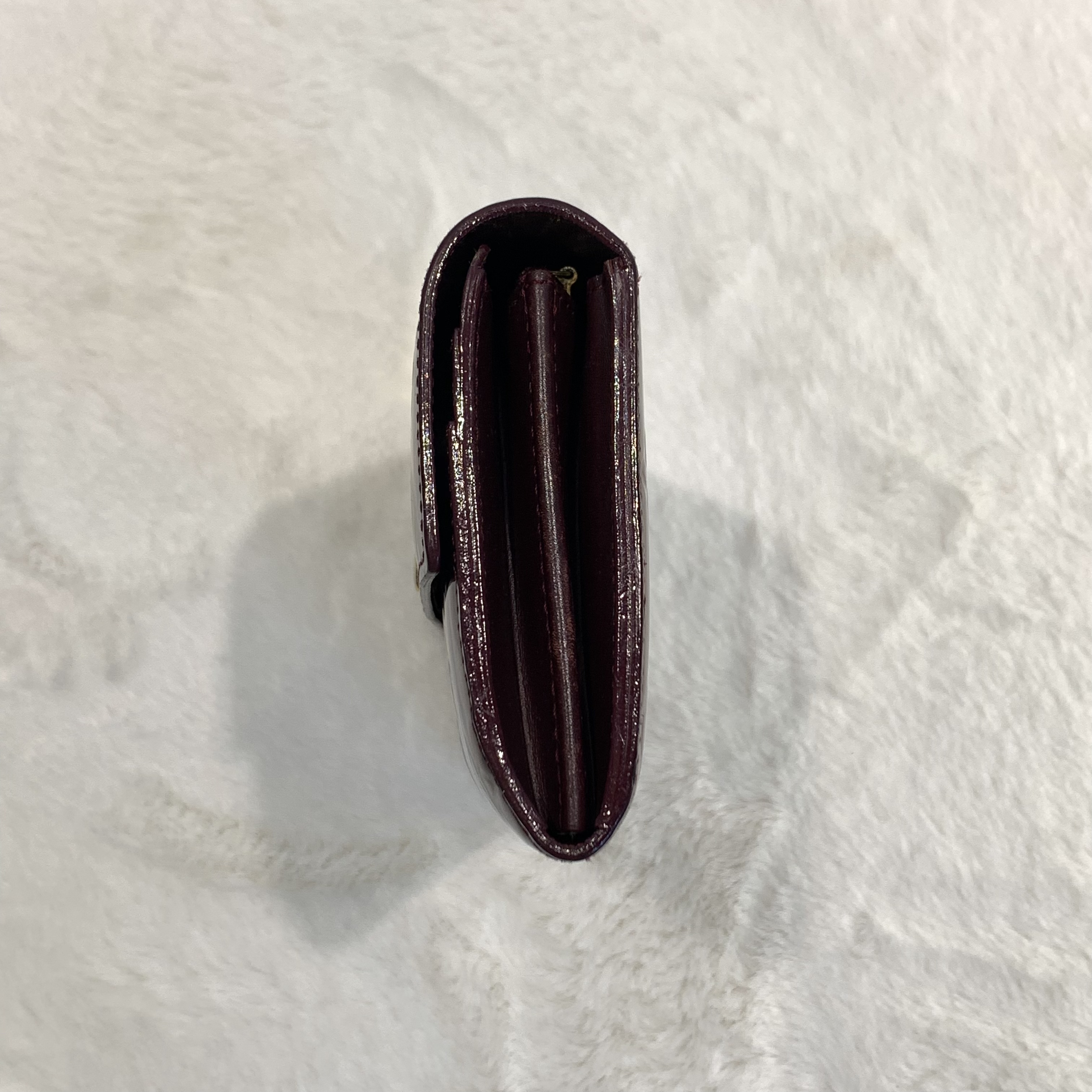 不失禮新年賀禮必送🧧LV暗紅漆皮長款銀包