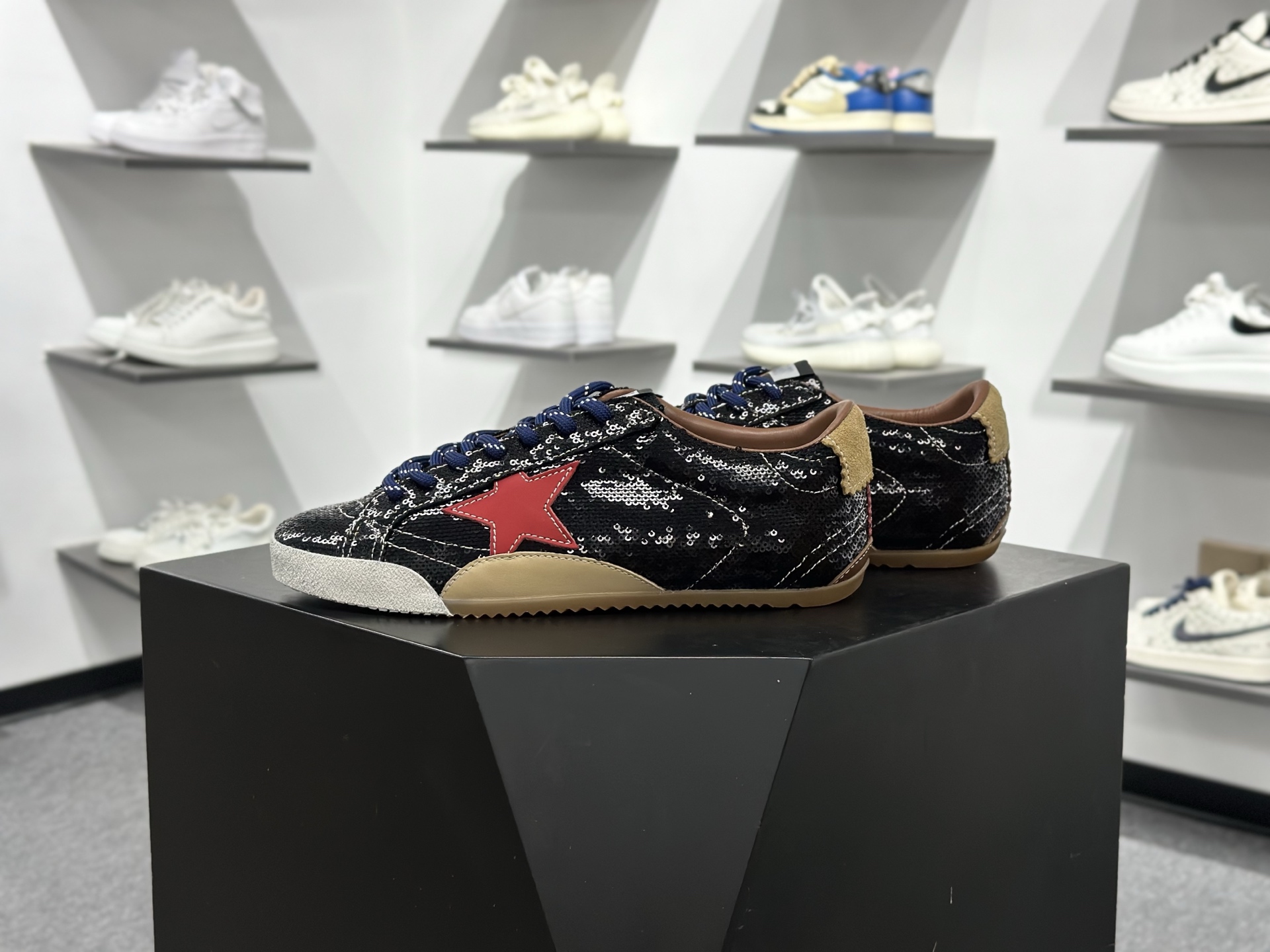 Golden Goose True Star