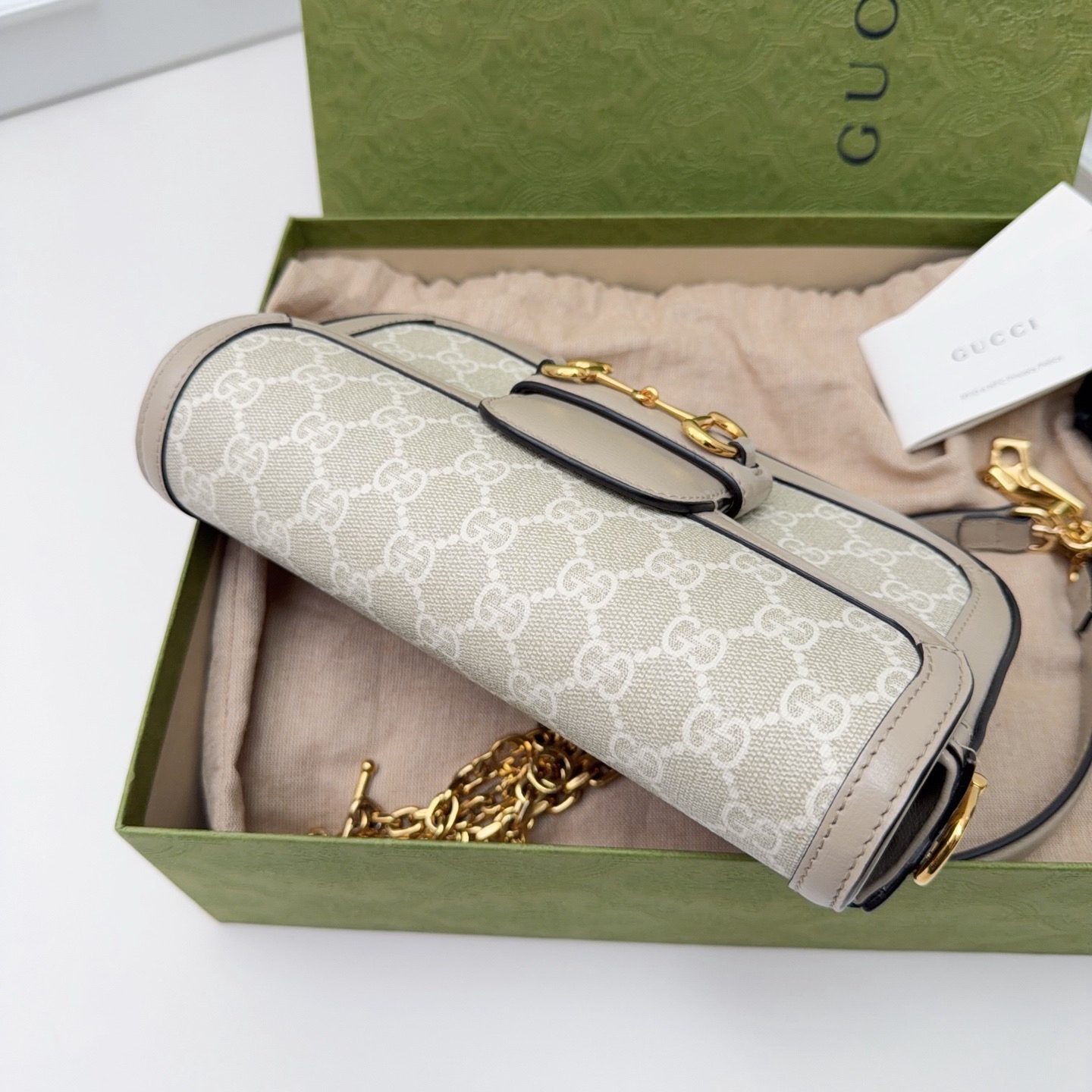 【預訂貨品】Gucci燕麥色法棍包腋下包 